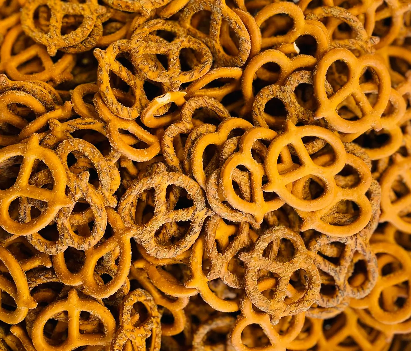 بريتزل مدور حار حلو - 250 جرام