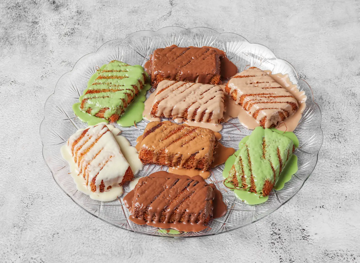 ميني كنافة مستطيل 8 قطع