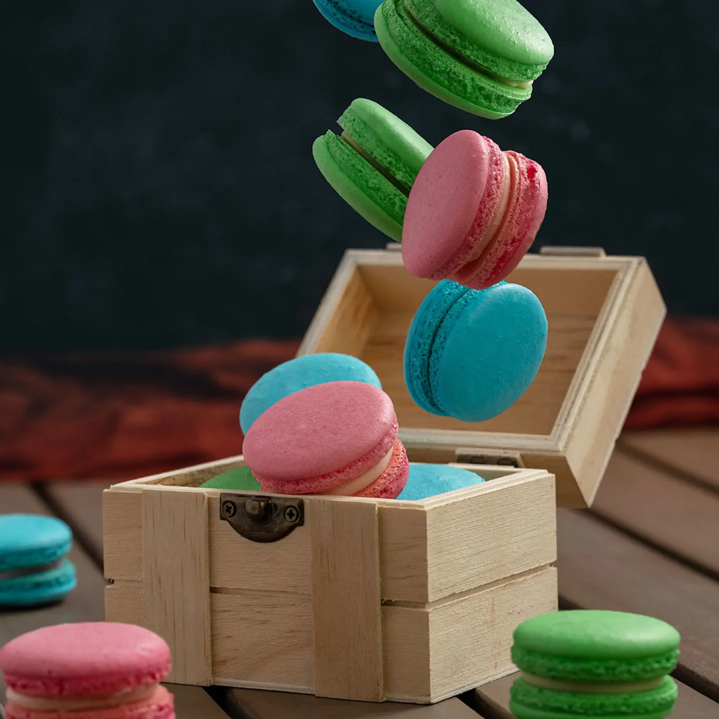Macarons - 6 Pieces