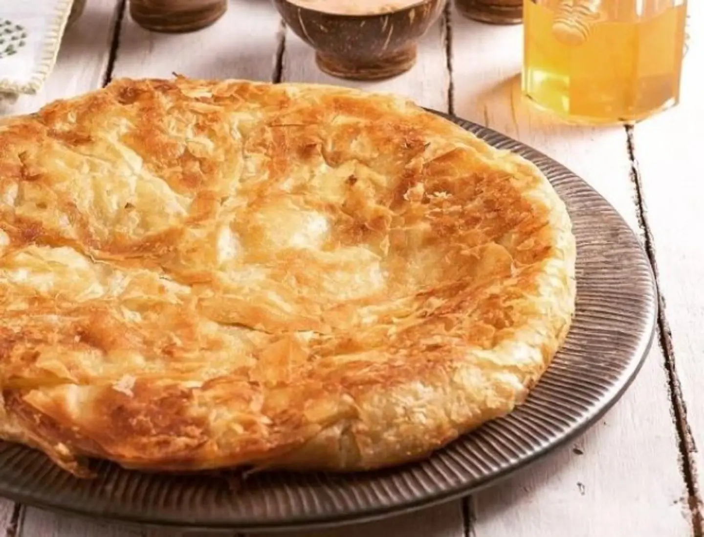 فطيرة كريمة اللوتس - صغير