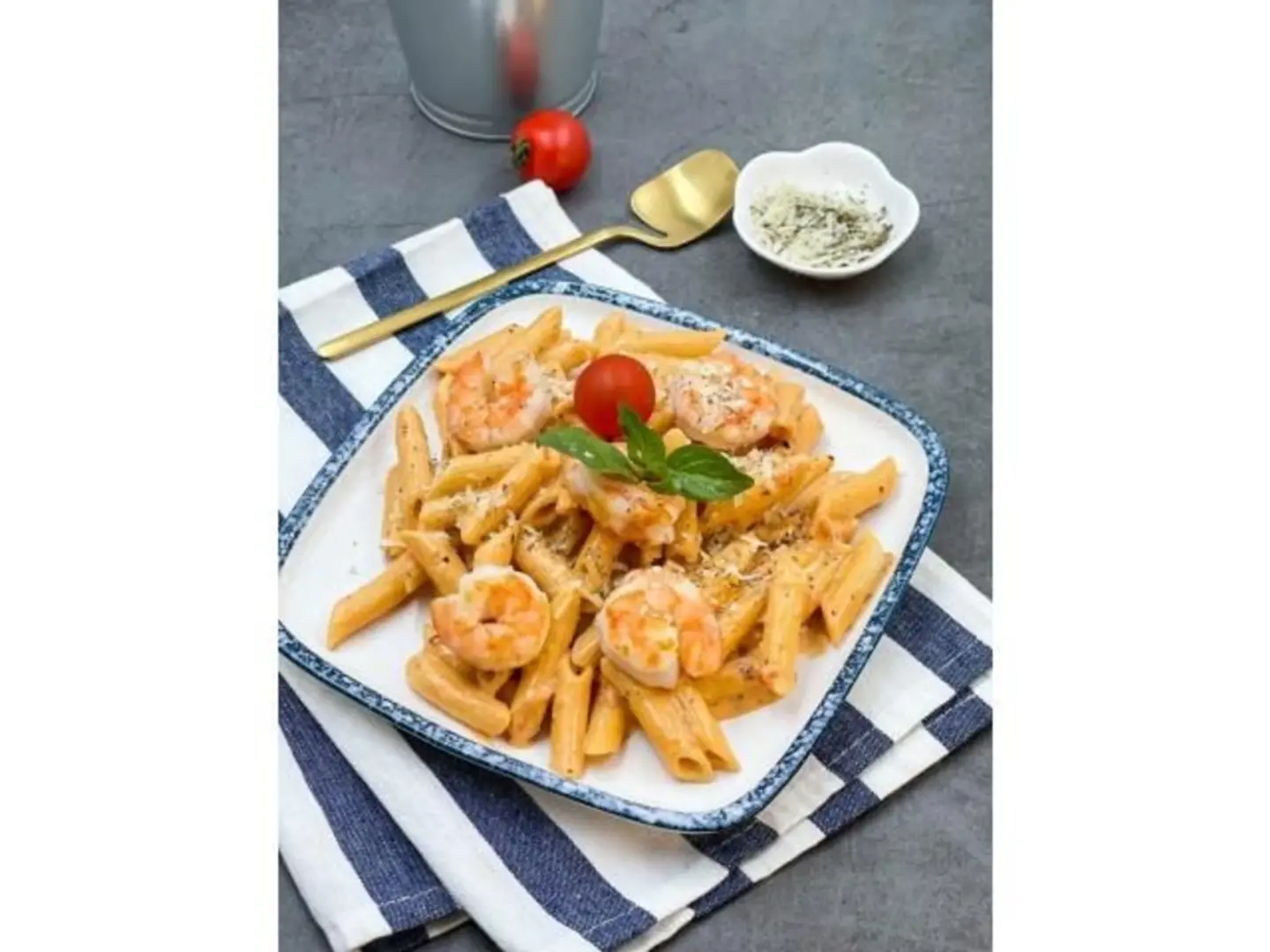 Shrimp Pasta - Medium