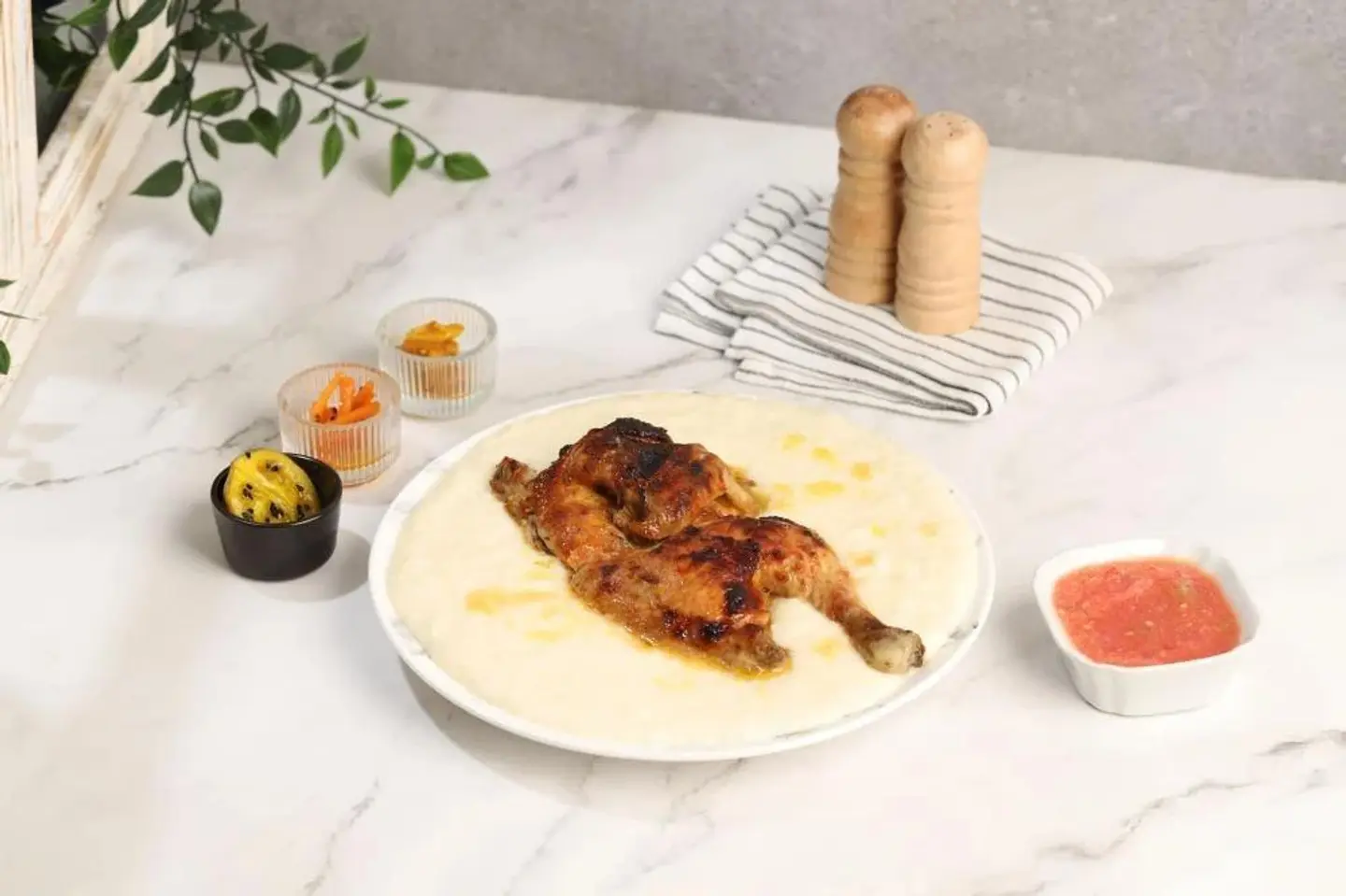 سليق دجاج محمر - نص