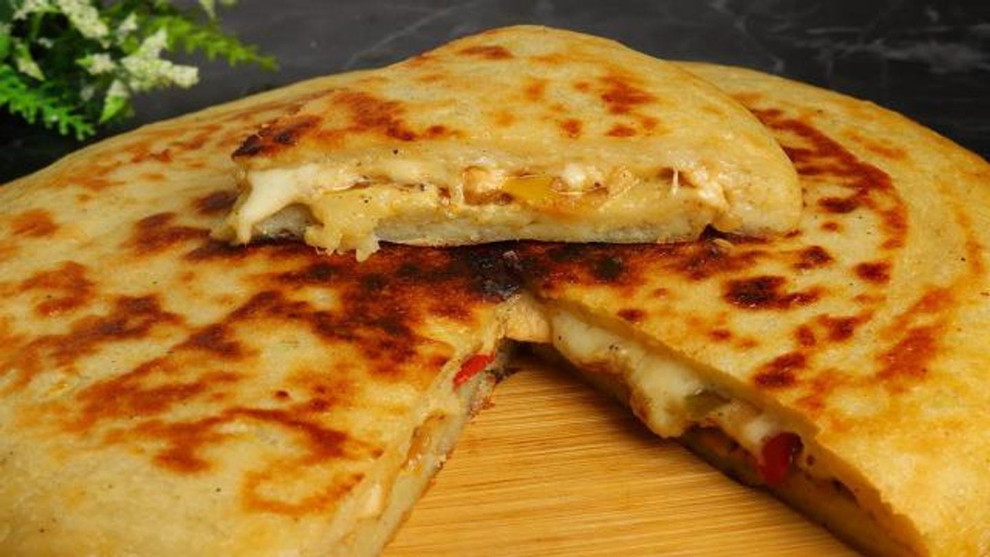 فطيرة بالبطاطس  - سادة