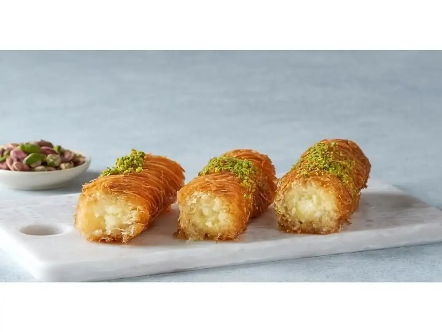Rolled Kunafa With Cream - 3/4 Kilo