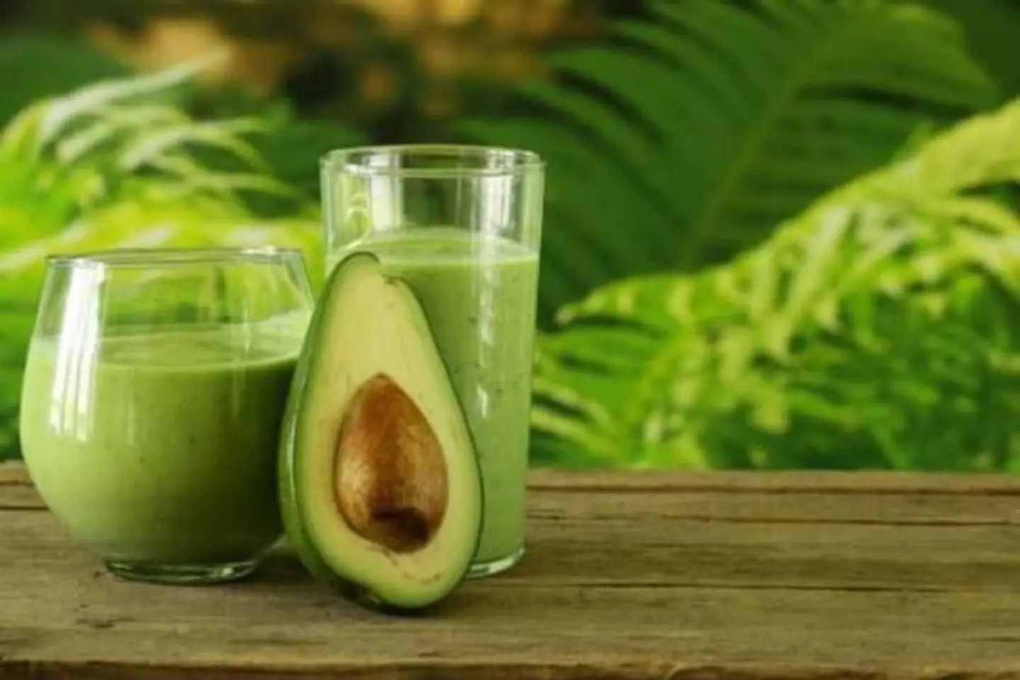 افوكادو - وسط