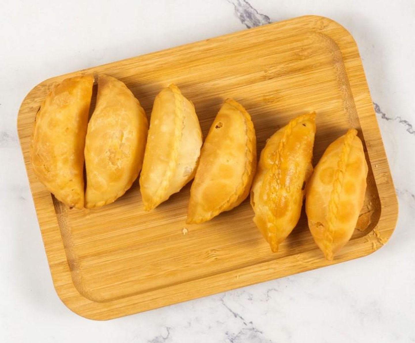 Puff With Lamb - 10 Pieces