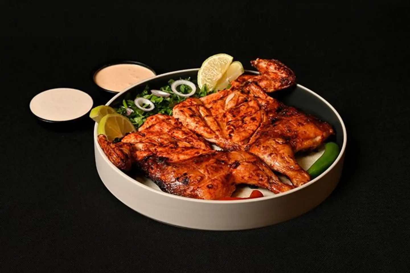 دجاج عالفحم سادة - دجاجة كاملة