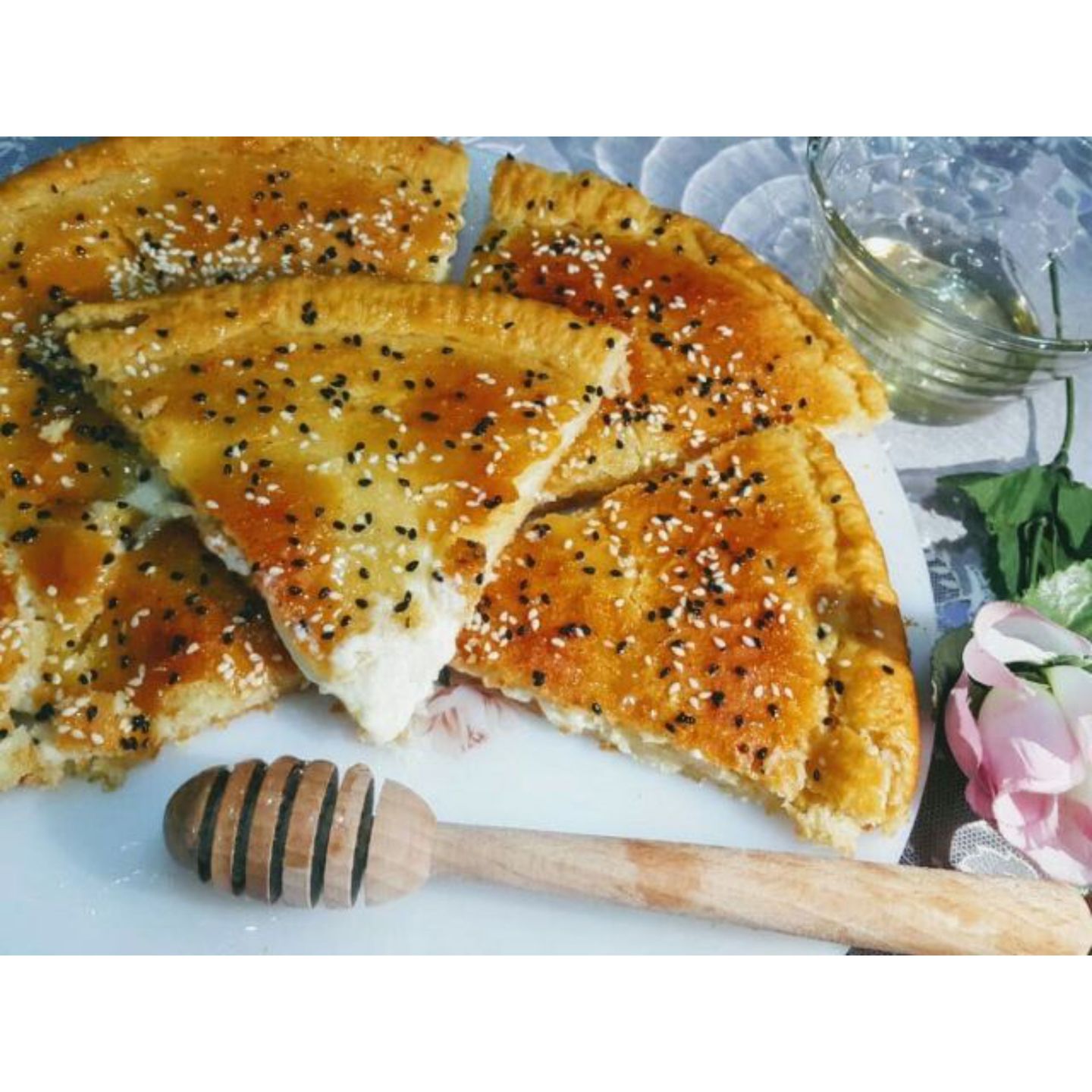 فطيرة بالقشطة والعسل - صغير