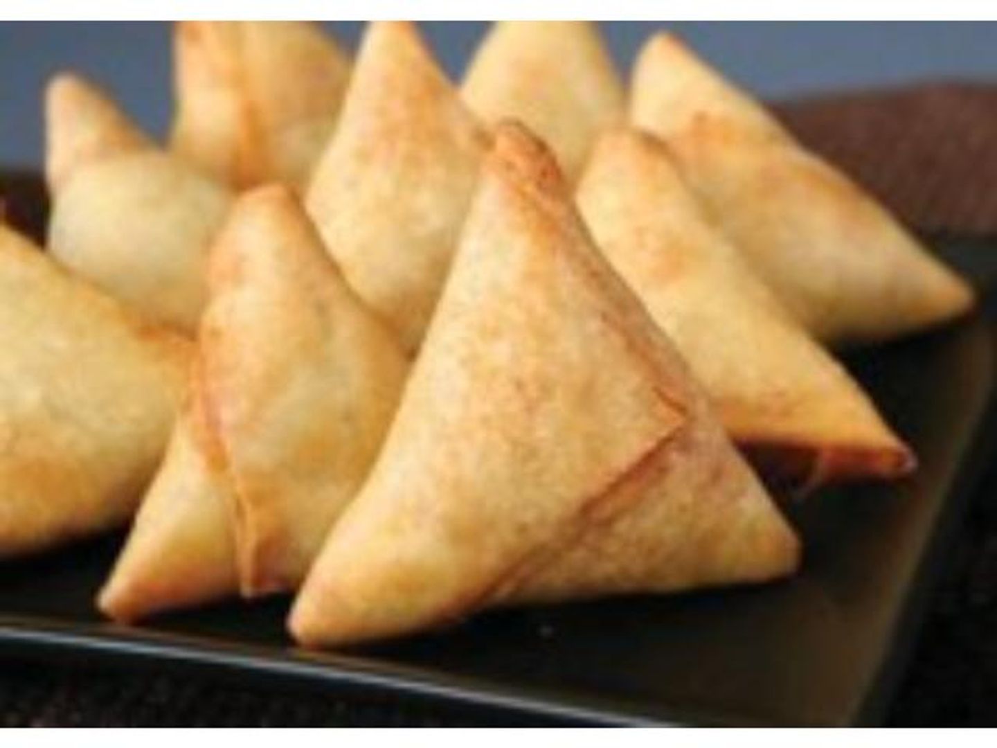 سمبوسة جبنة - صحن وسط