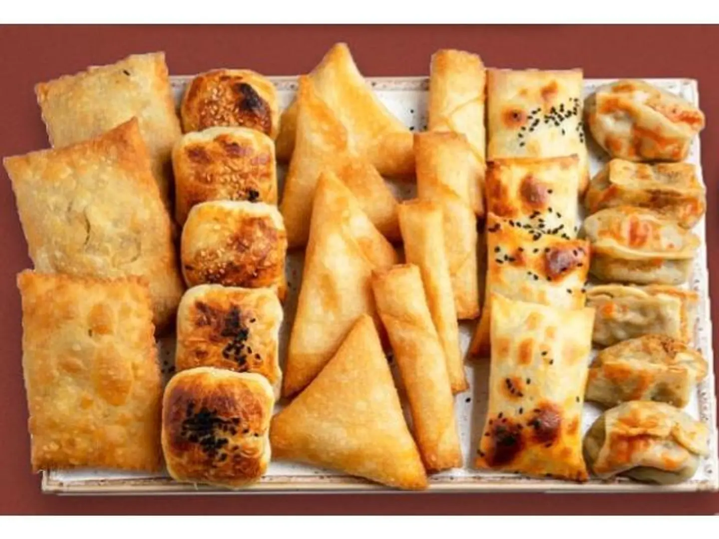 Assorted Plate - Plate With 24 Pieces