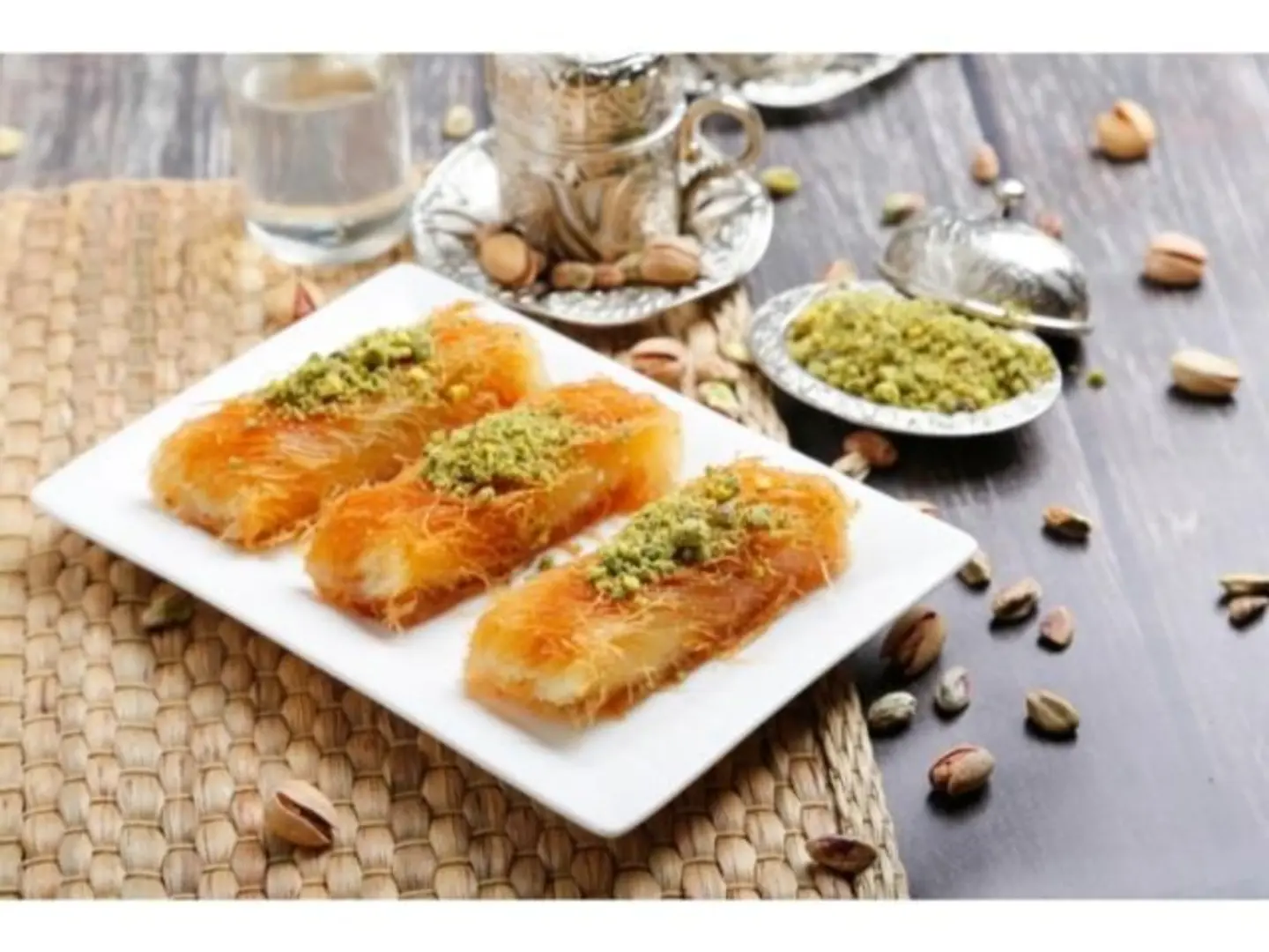 Kunafah With Mixed Cream And Cheese - Small