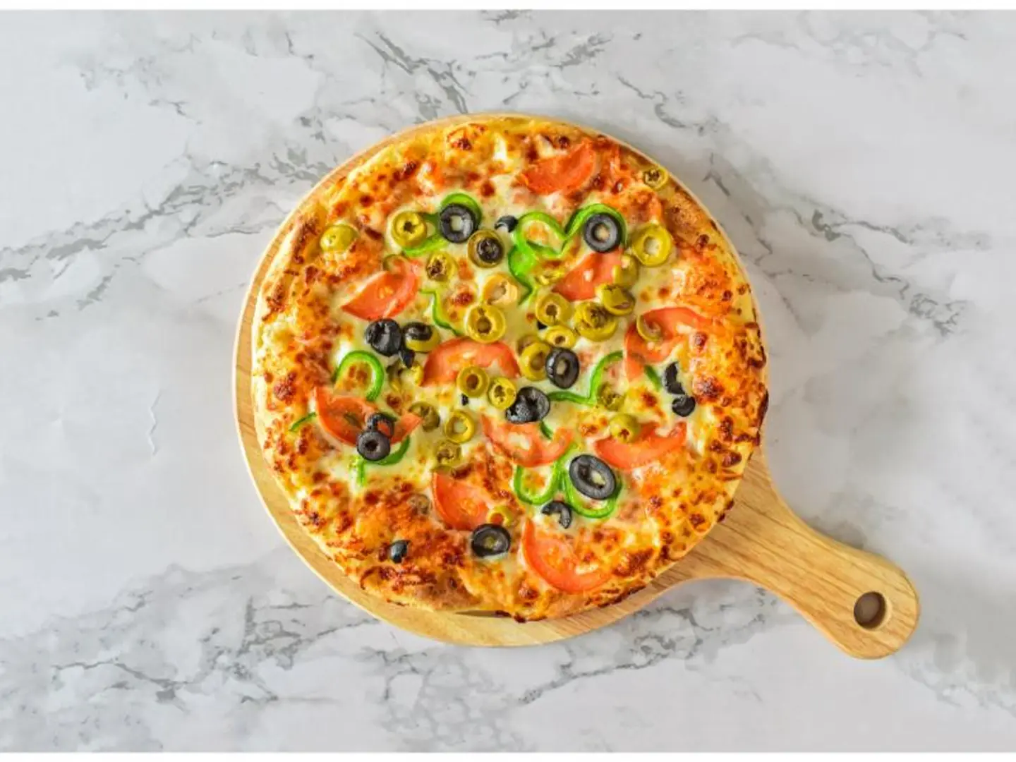 Vegetable Pizza - Medium