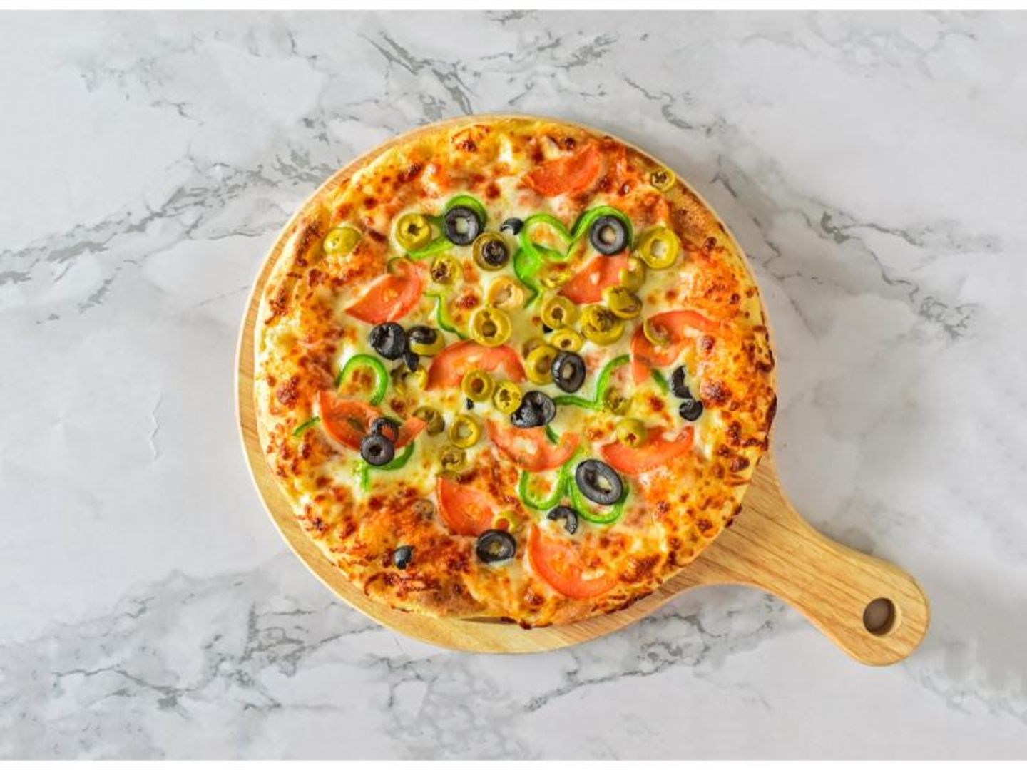 Vegetable Pizza - Medium