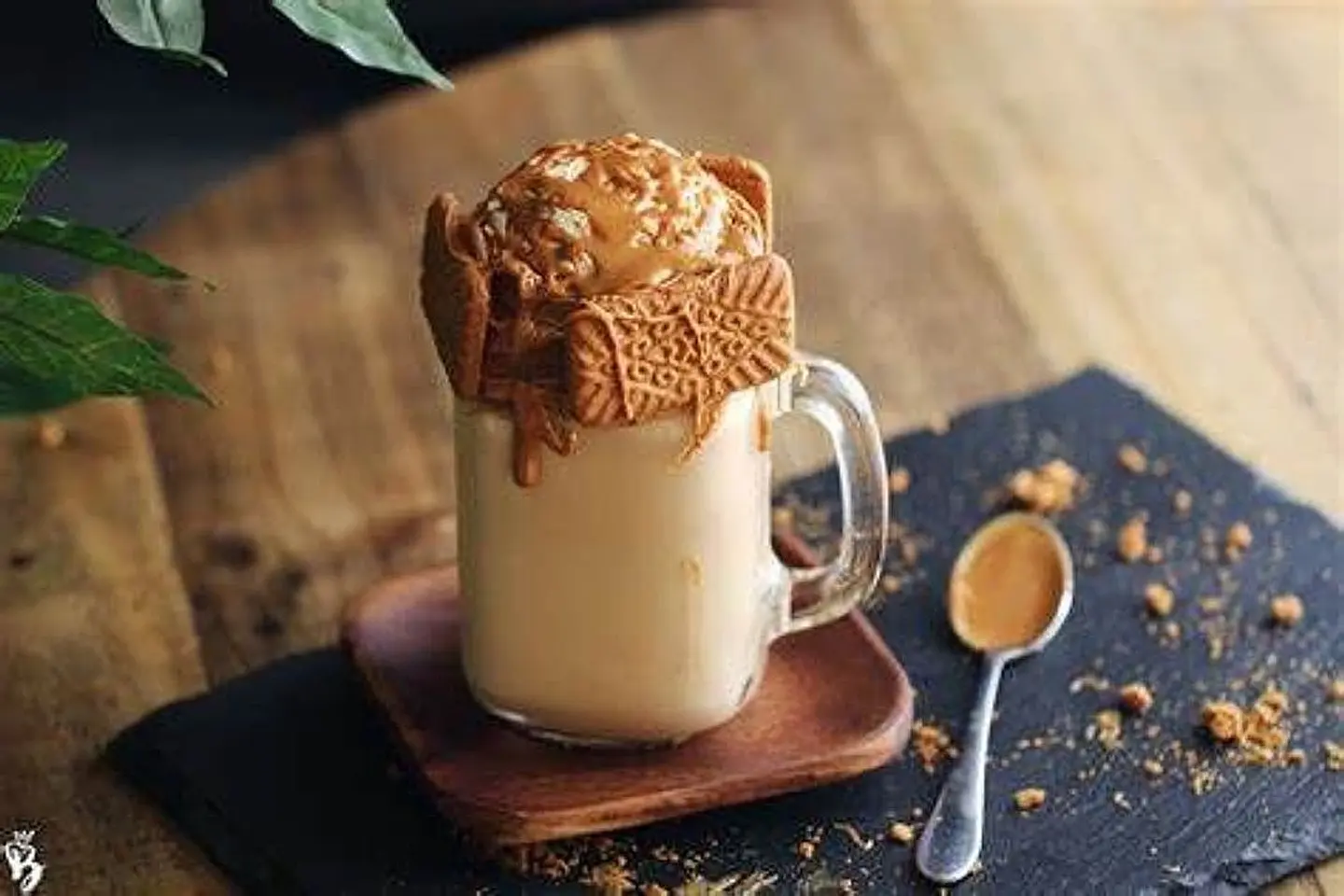 Lotus Milkshake - Small