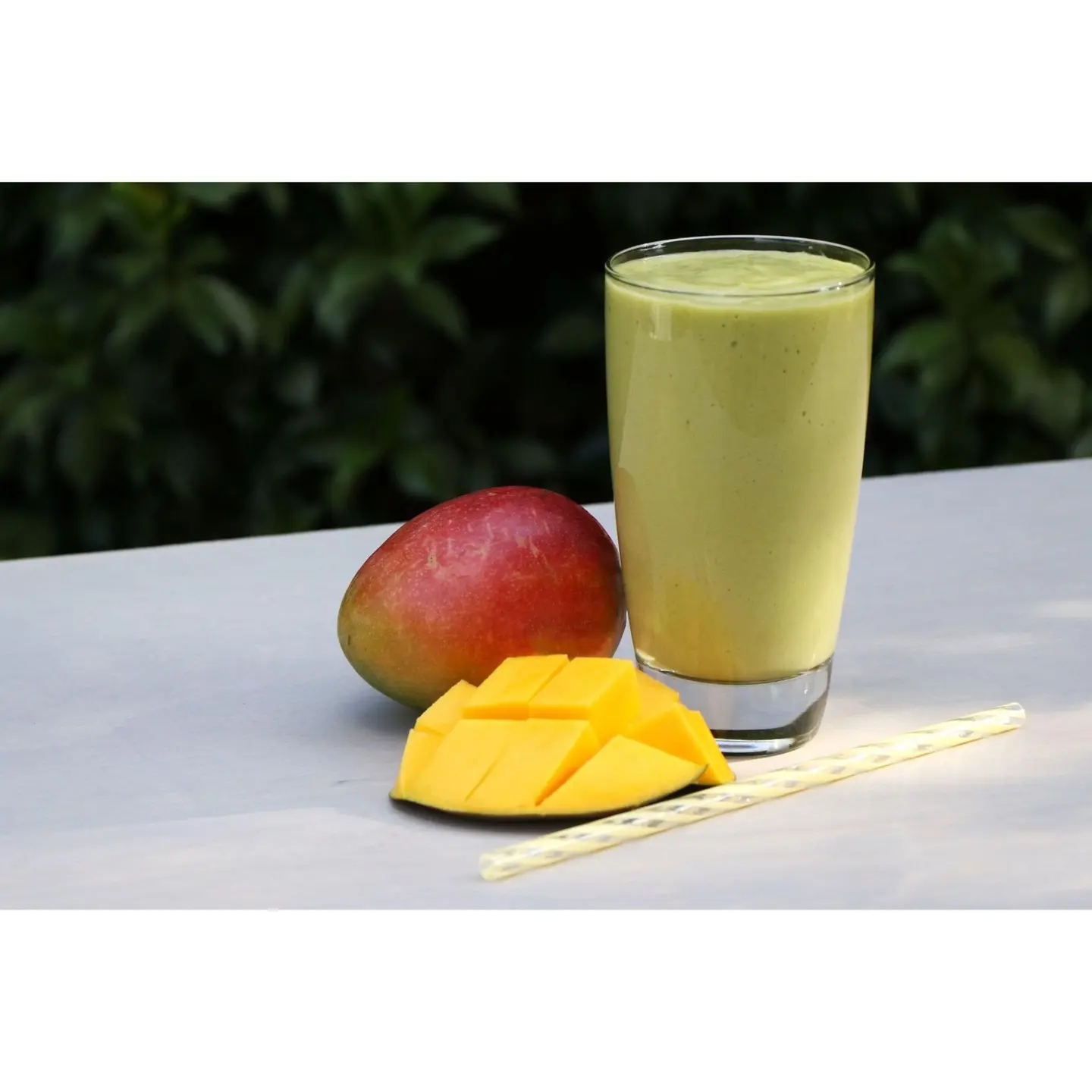 عصير أفوكادو مانجو  - صغير