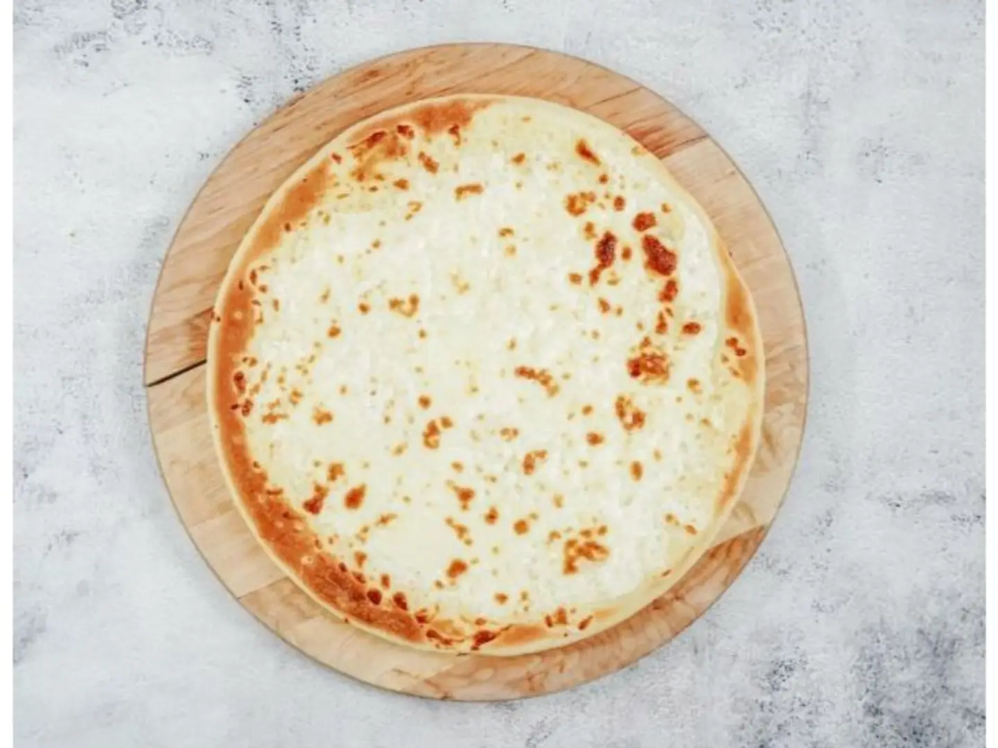 بيتزا جبنة سائل - صغير