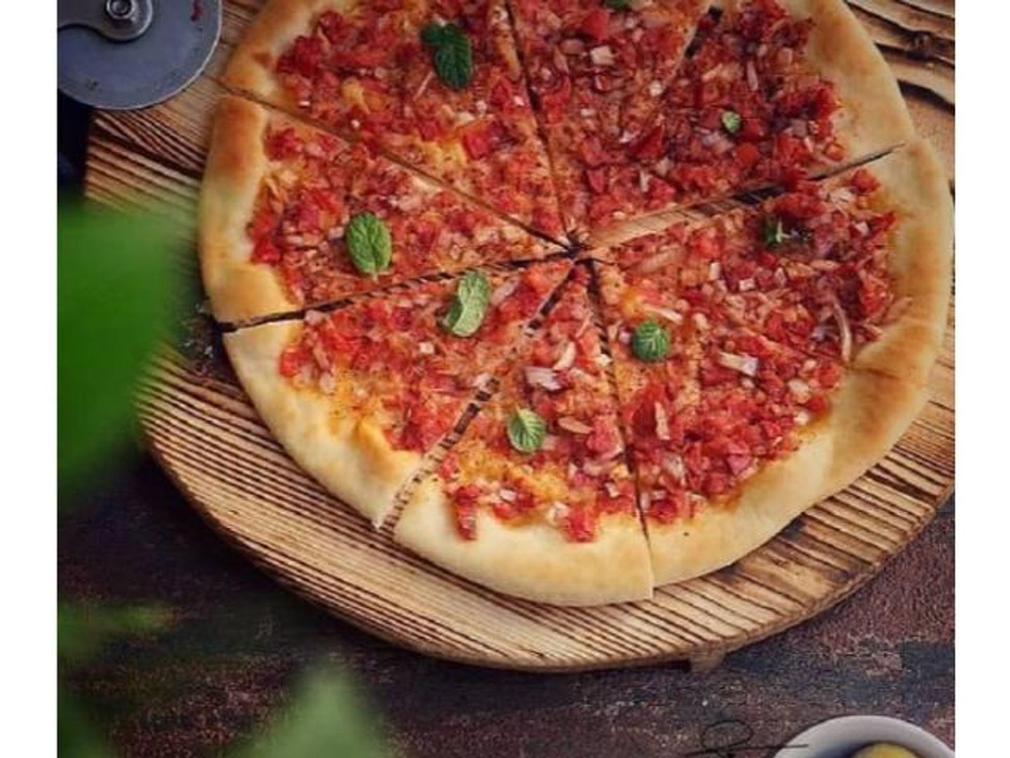 Tomato And Onion Mujramisha - Extra Stuffing