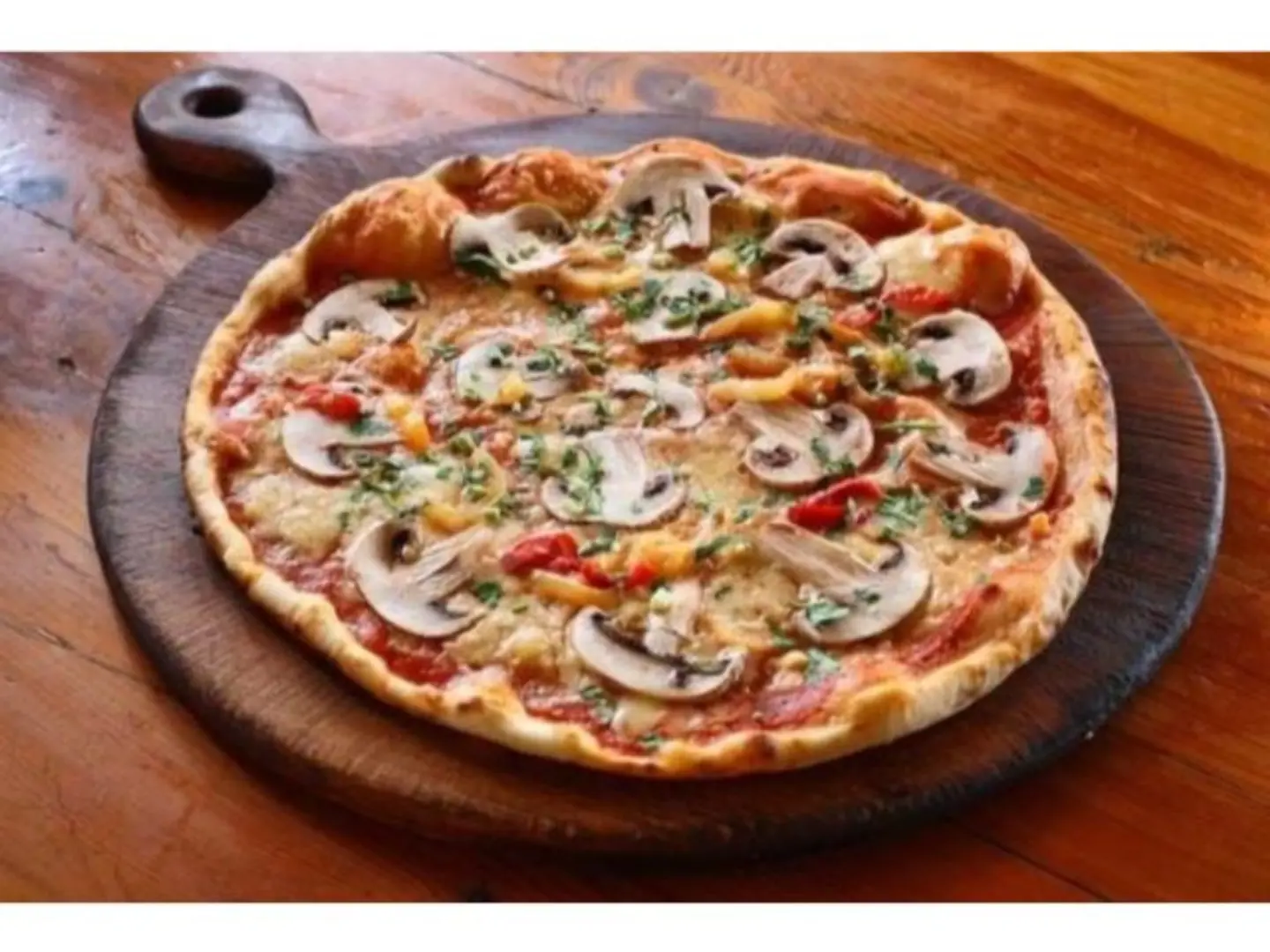 Mushroom Mashrouh Pizza - Small