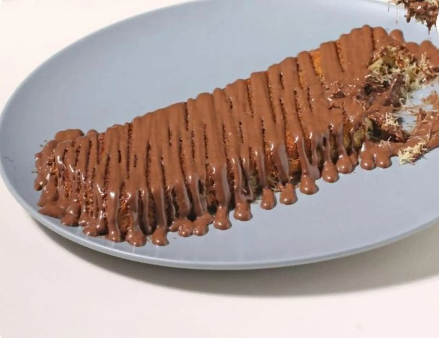 كنافة قشطة نوتيلا مستطيله - صغير