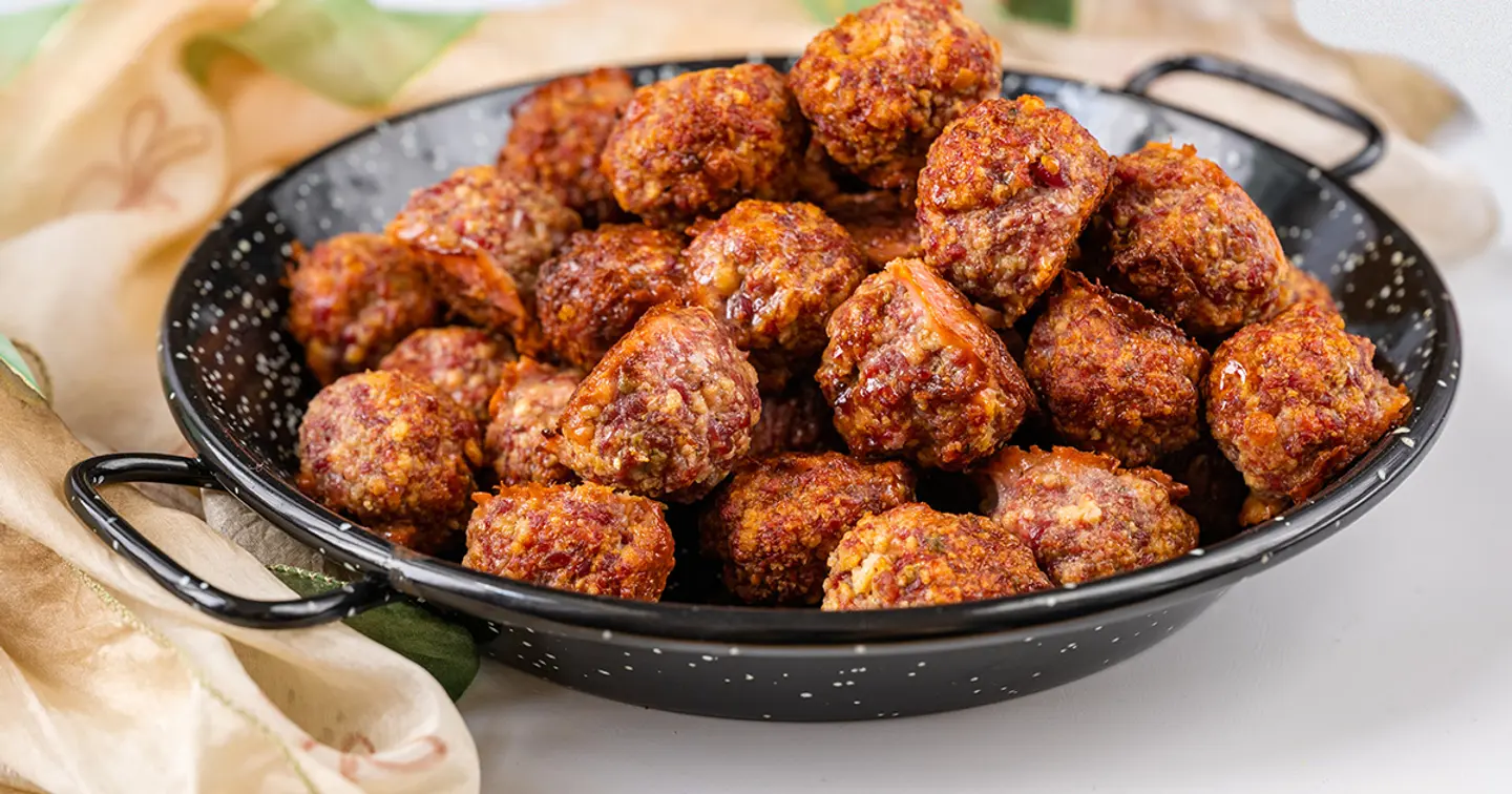 Grated Meat And Cheese - Sandwich