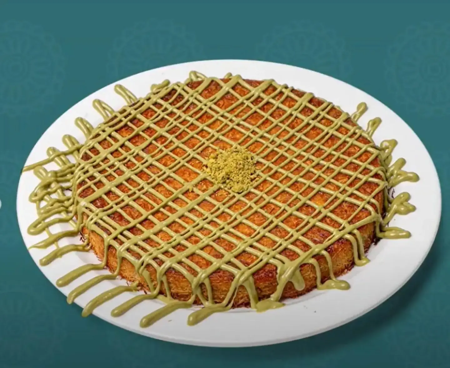 كنافة صوصات - صحن قصدير