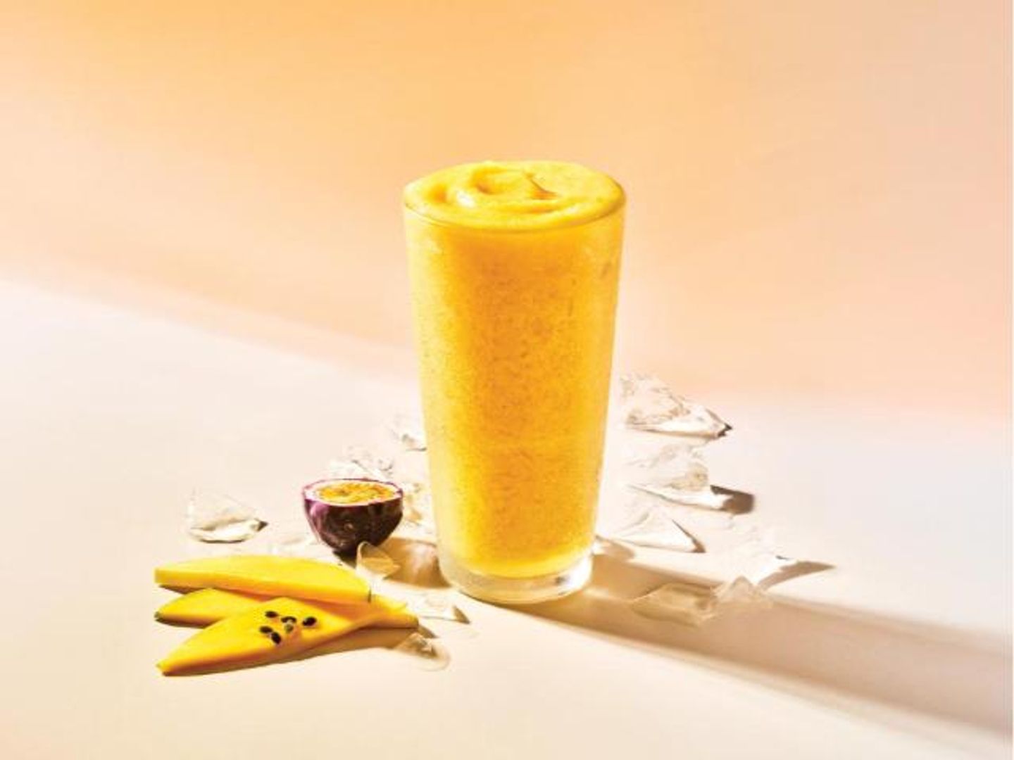 Passion Fruit Mango Frappuccino - Medium