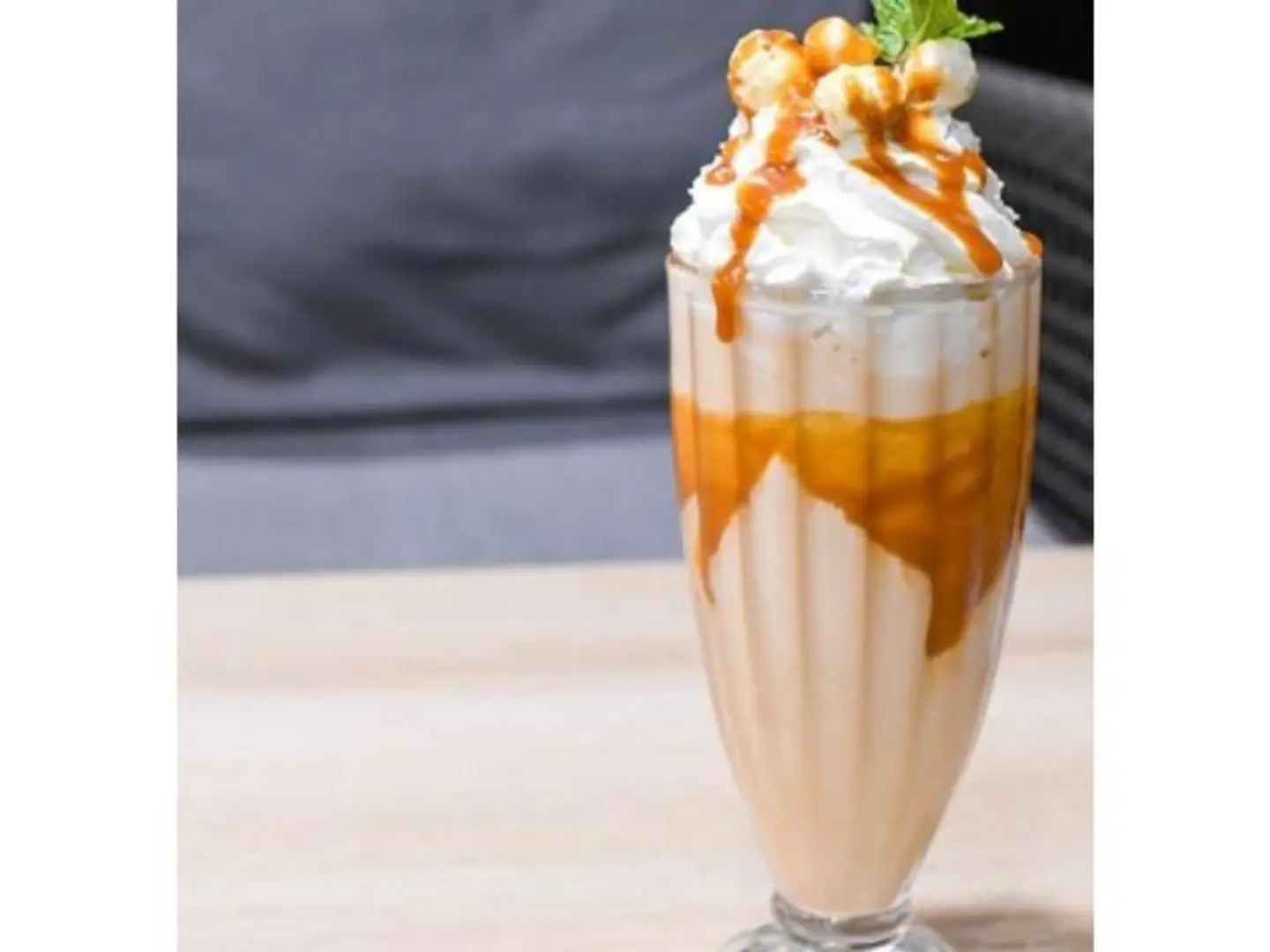 ميلك شيك كراميل - صغير