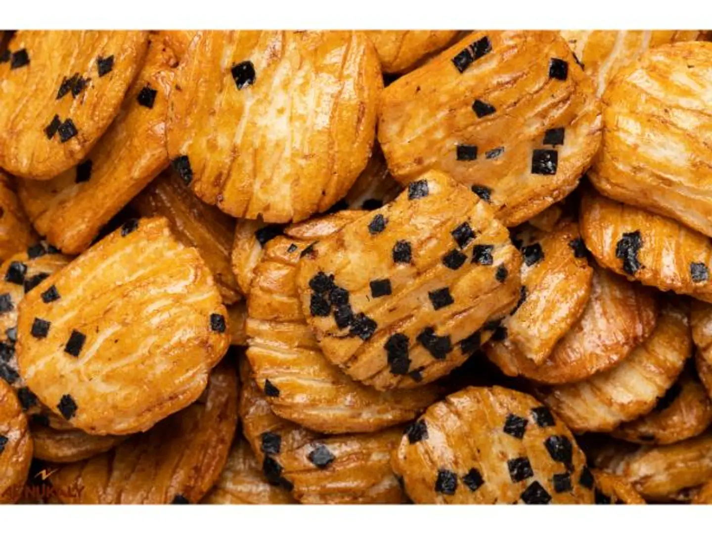 Alnukaly Japanese Nuts No. 80 - 250 Grams