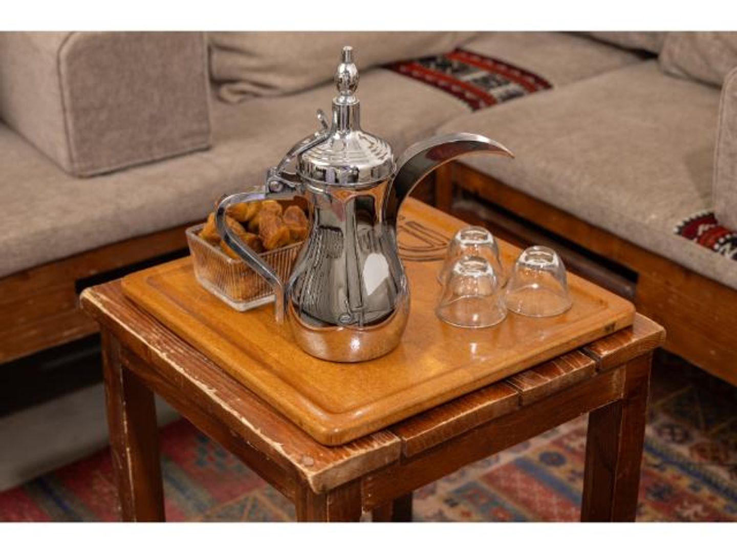 قهوة سعودية - زجاج كبير
