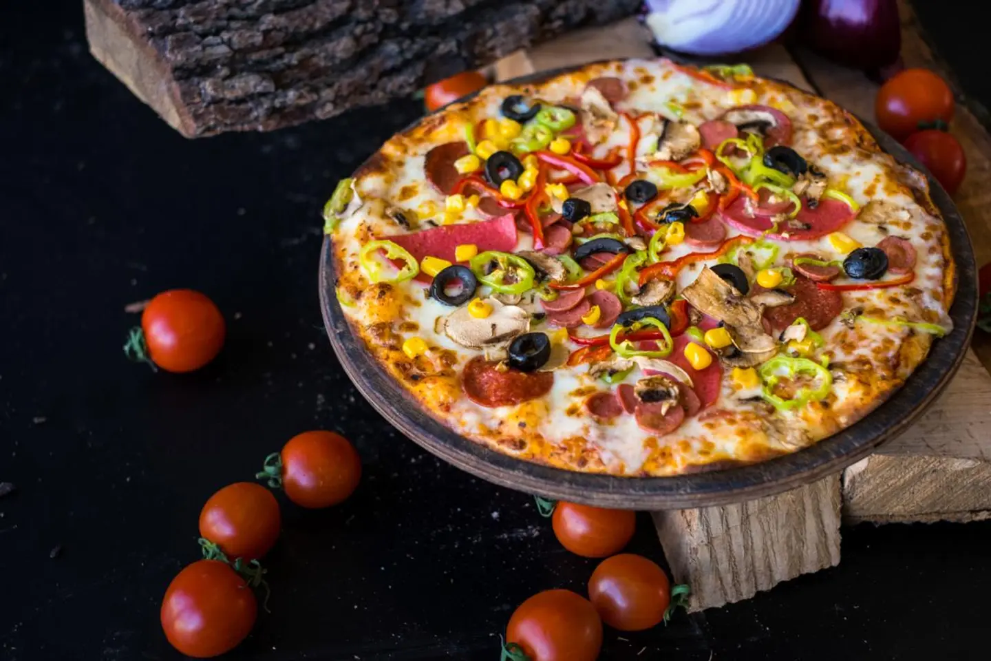 Mixed Meat Pizza - Medium