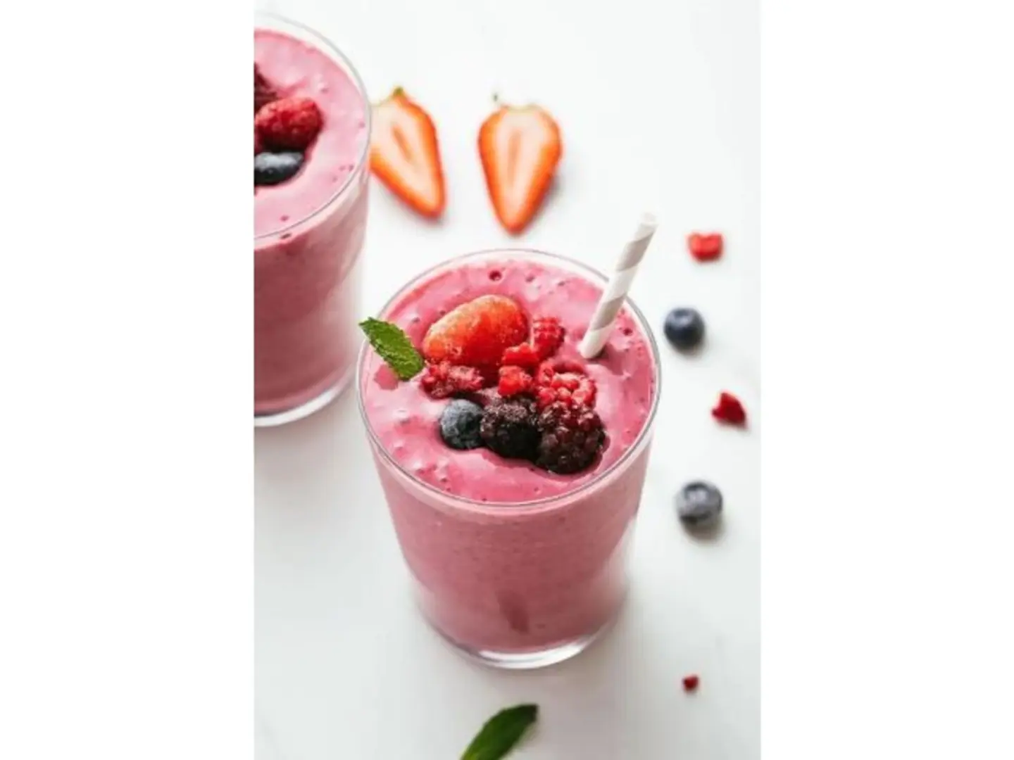 Natural Berry Juice - Medium Glass