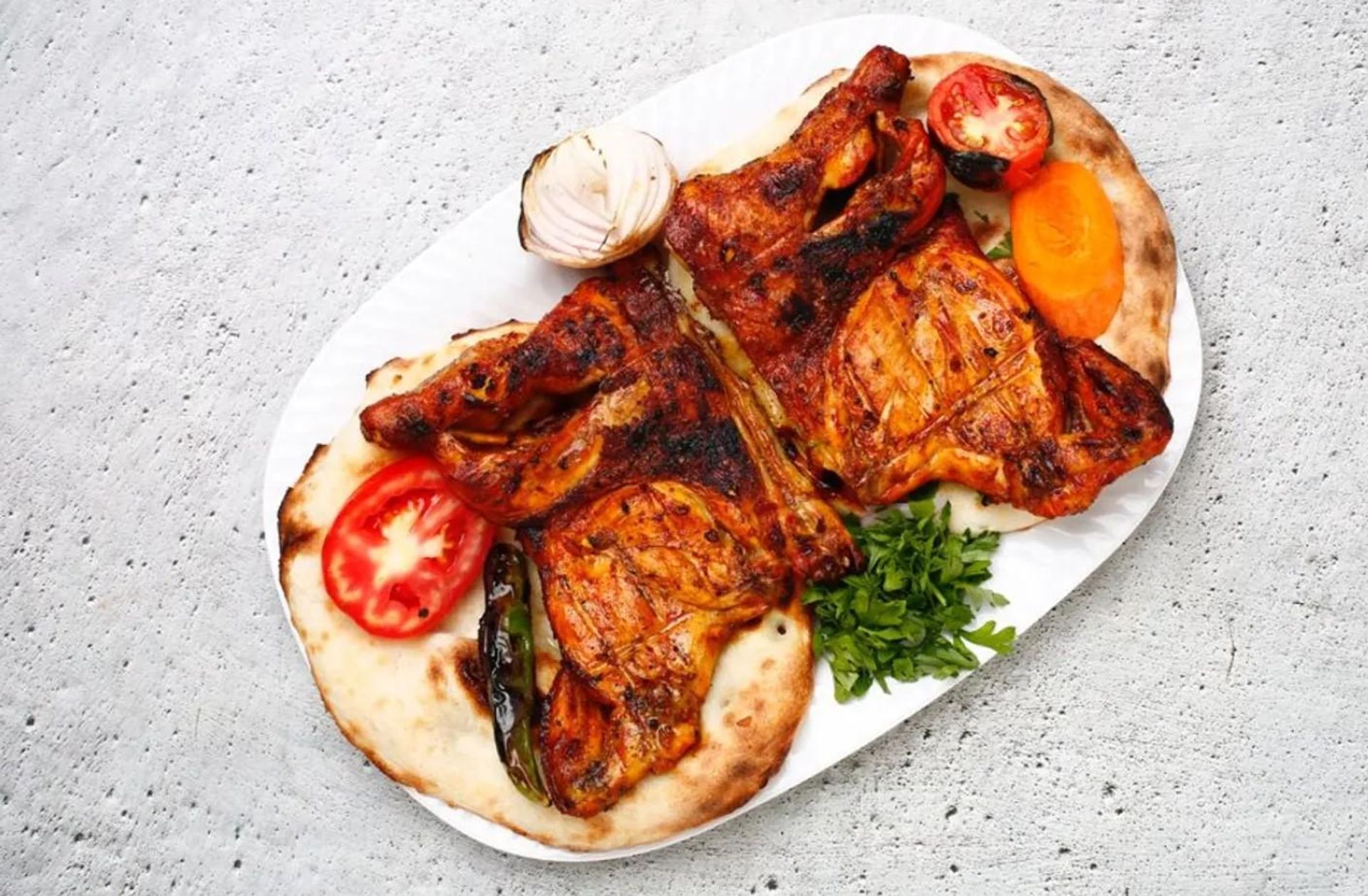 دجاجة على الفحم سادة - نص حبة دجاج