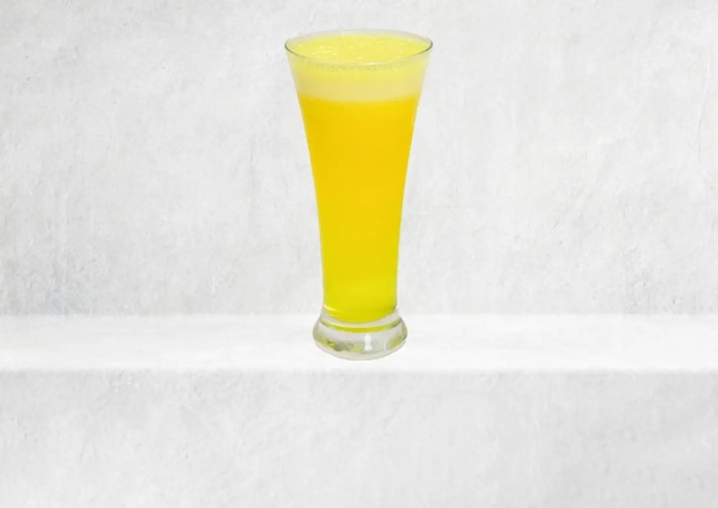 عصير اناناس - وسط