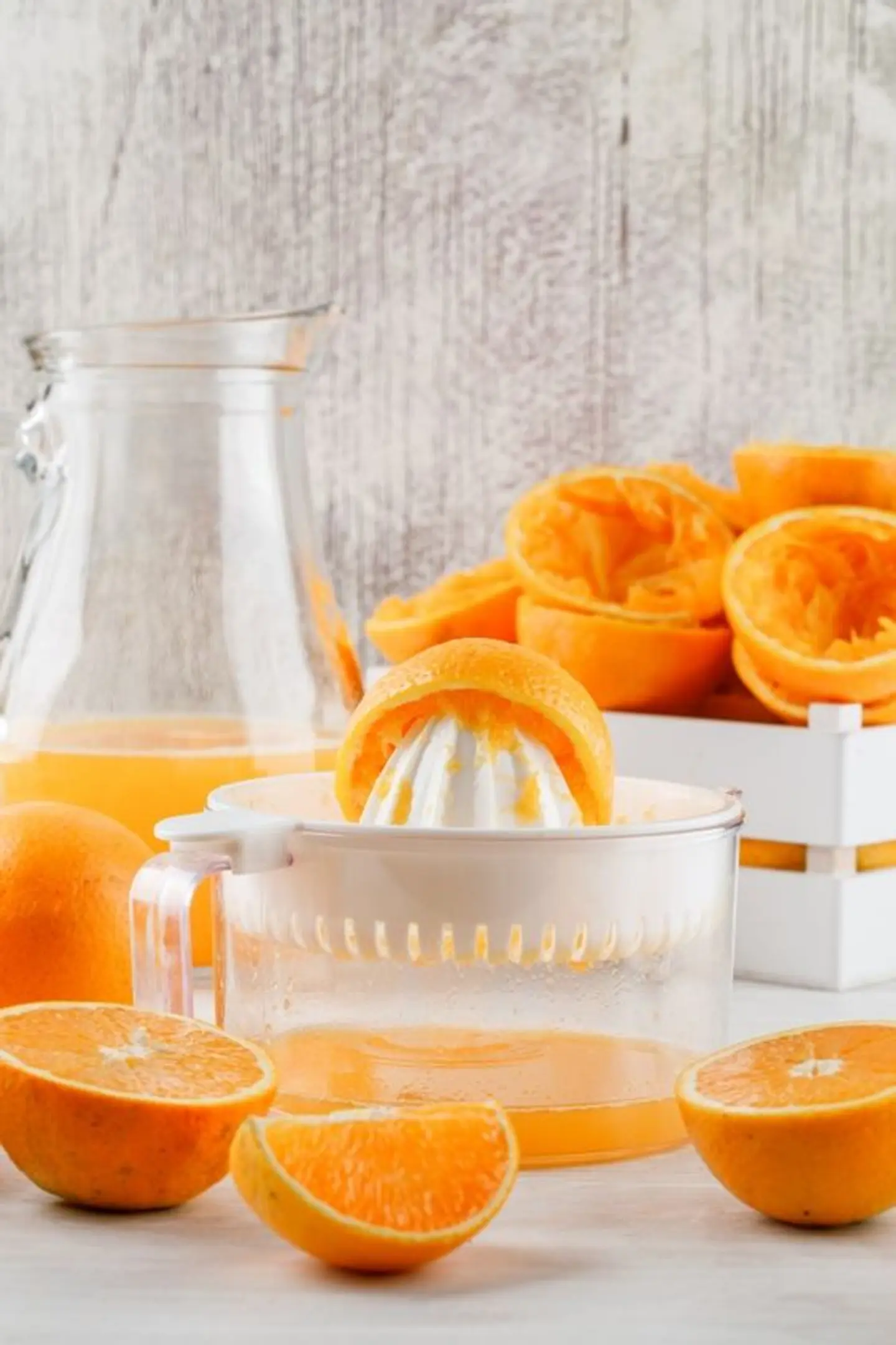 Squeeze  Orange - Squeeze A Small Cup Of Orange
