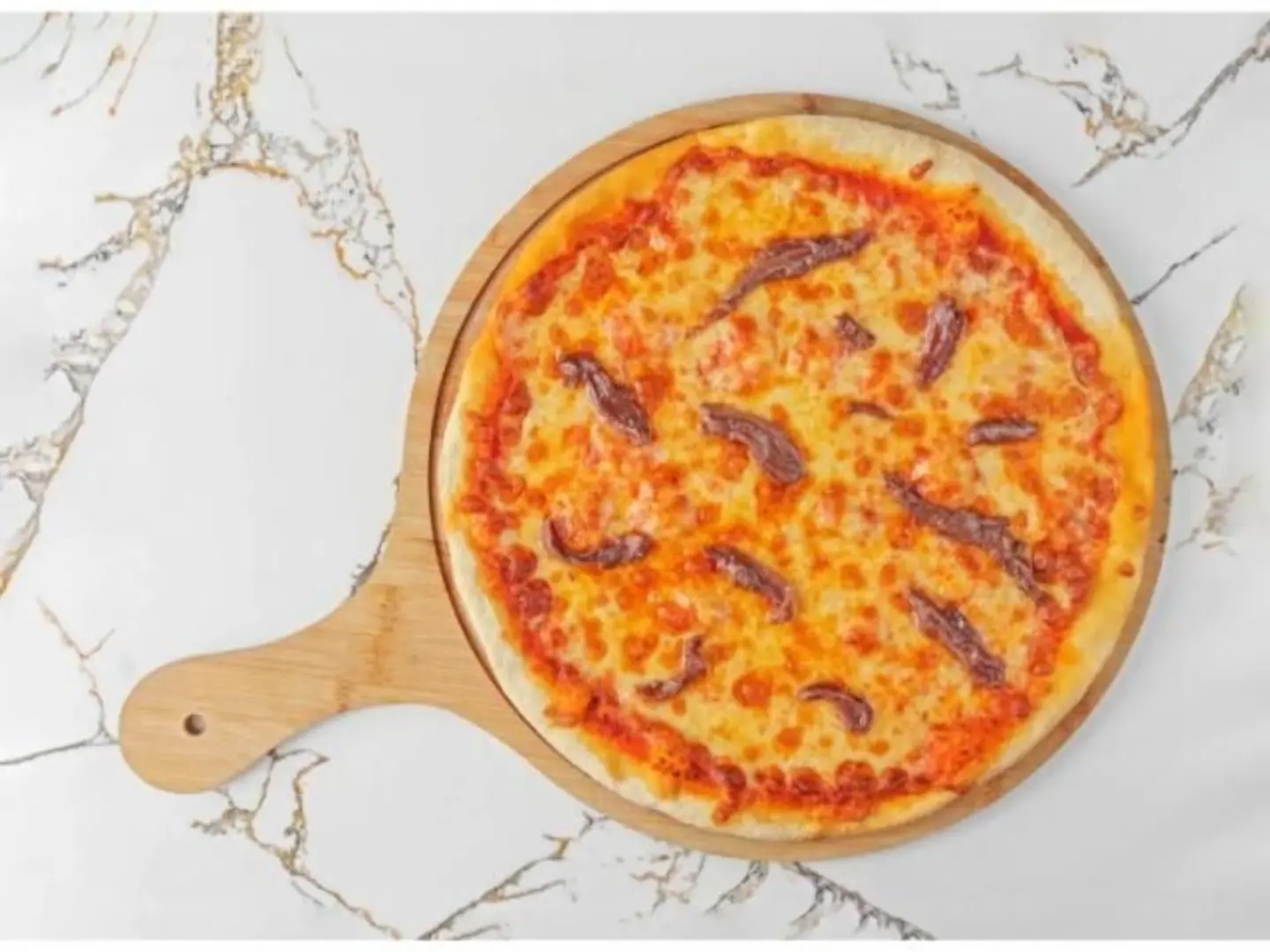 بيتزا أنشوجة - صغير