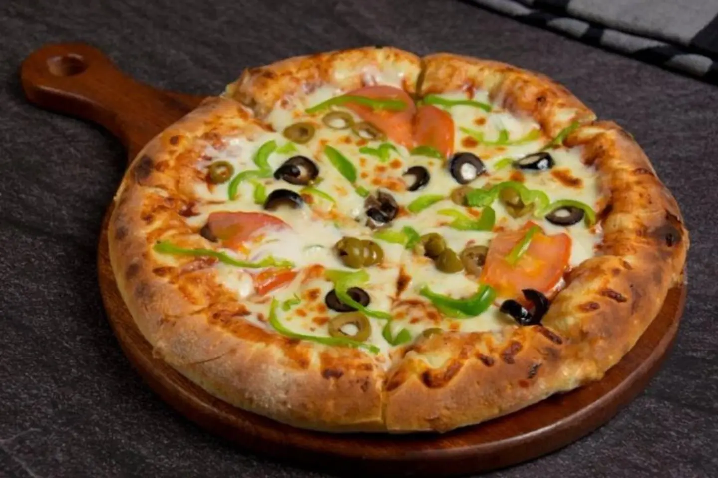 بيتزا خضار - صغير