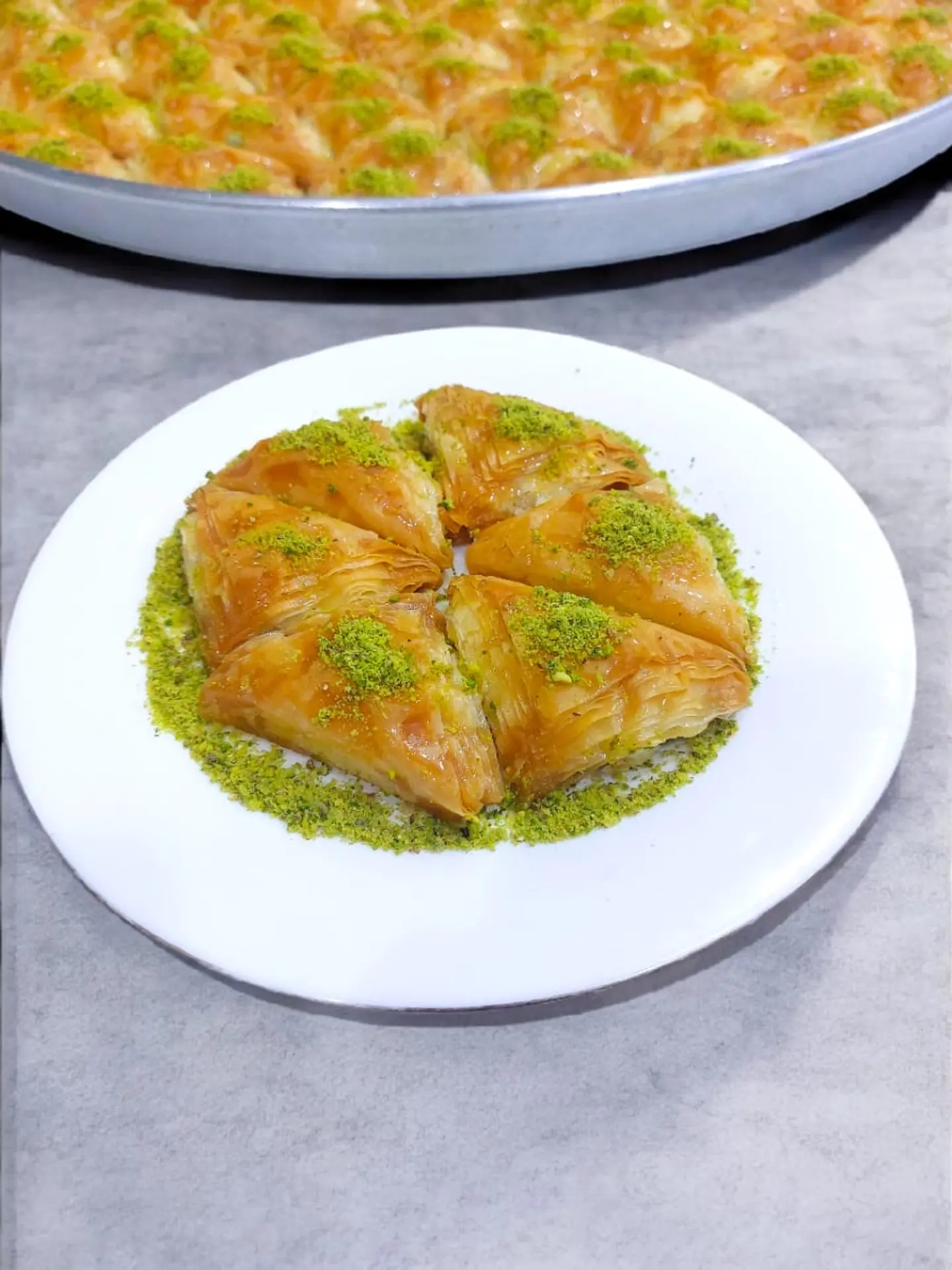 بقلاوة بالقشطة (وربات) - صغير