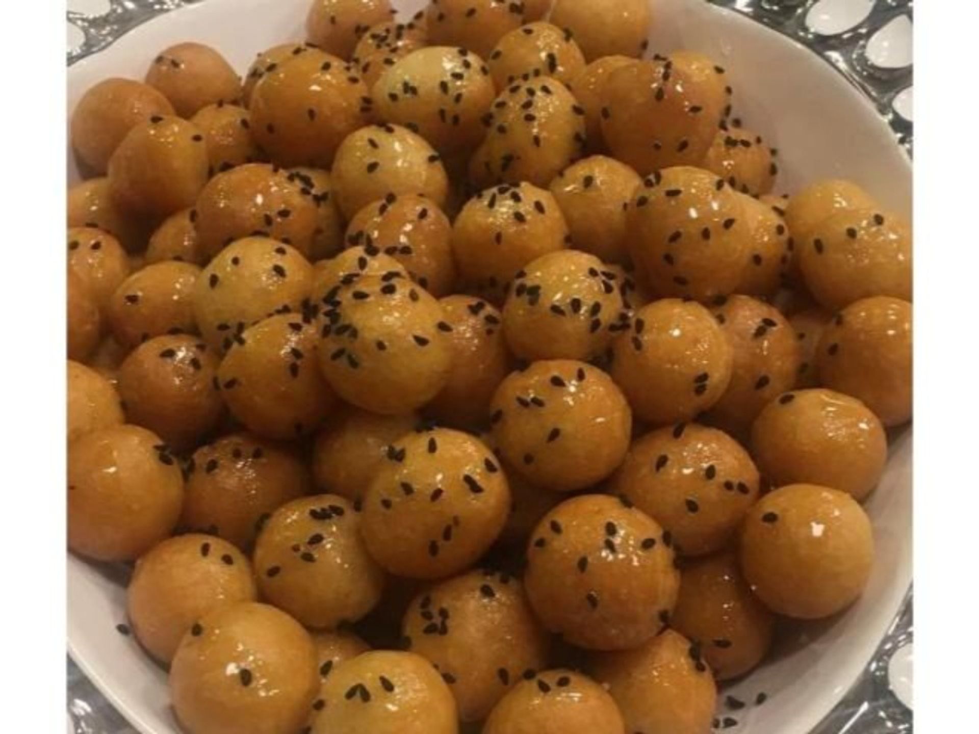 لقيمات حبة سوداء - صغير