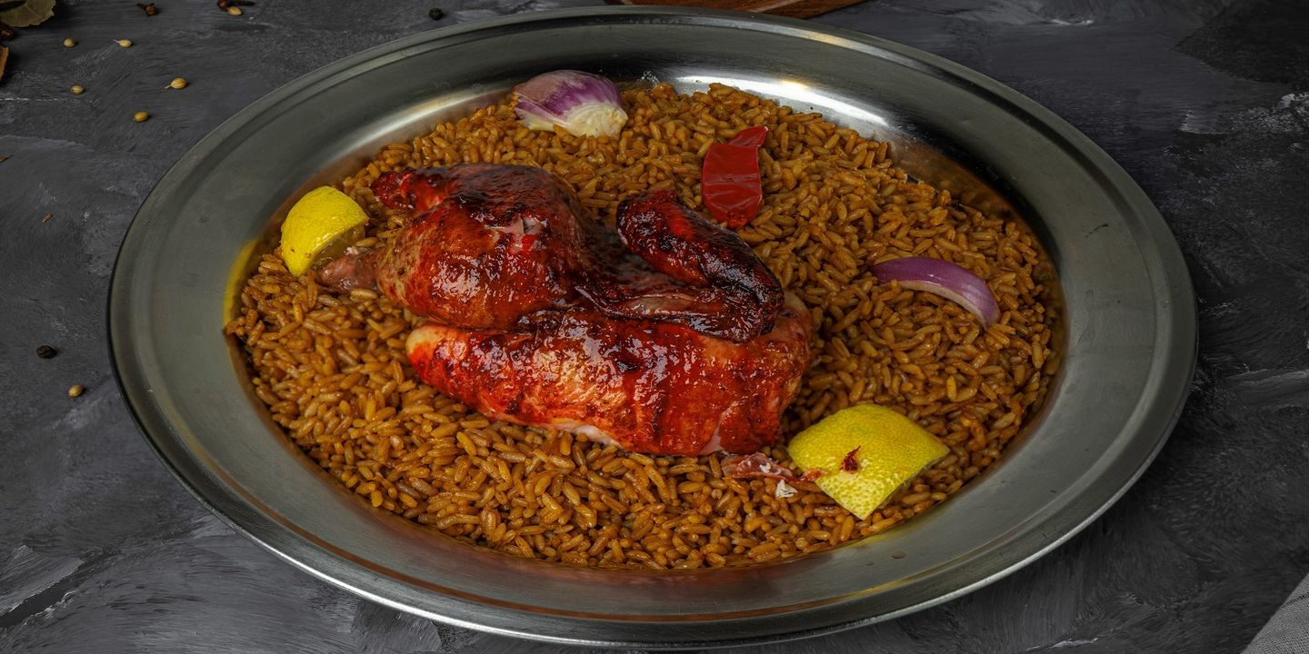 دجاج شواية مع الأرز - نص حبة دجاج