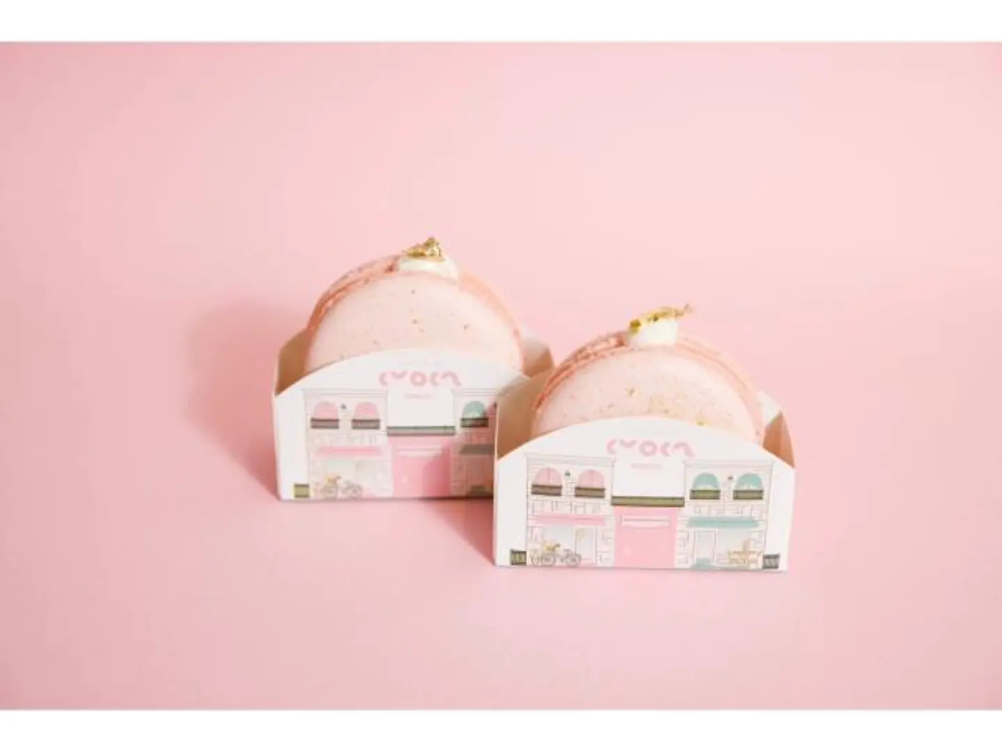 ماكرون - حبه