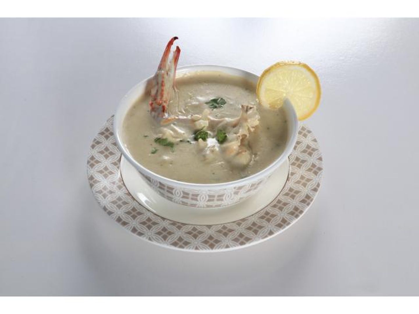 شوربة مأكولات بحرية - احمر
