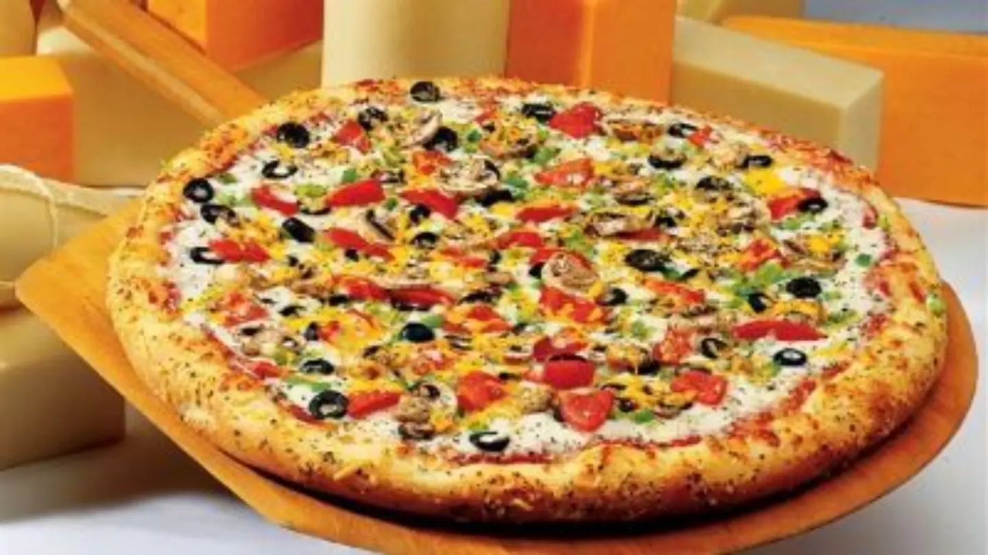 بيتزا الفصول الأربعة - صغير