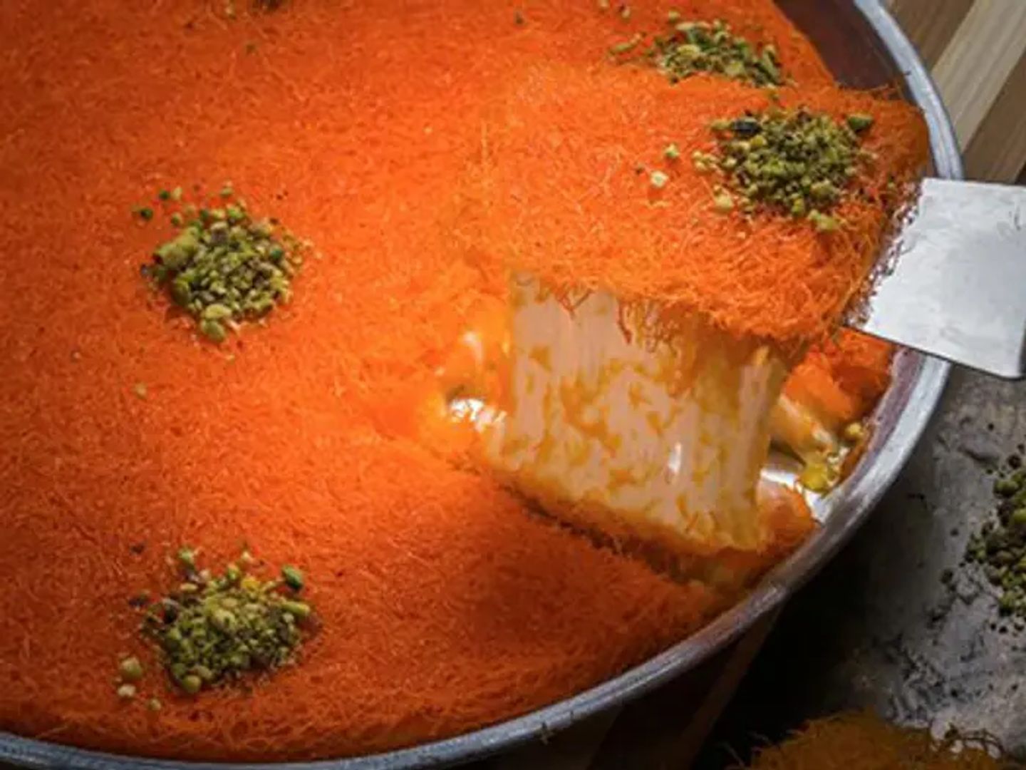 كنافة خشنة بالجبنة - وسط