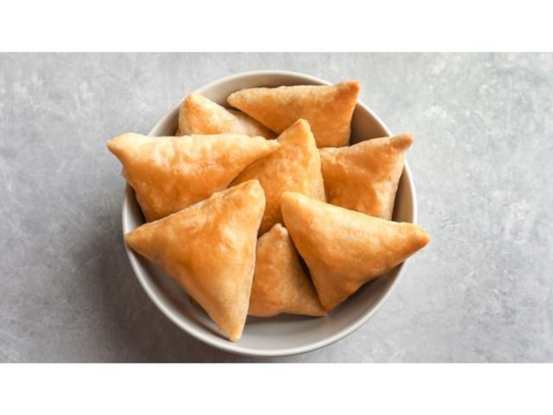 سمبوسة بالجبن مقلي - كبير