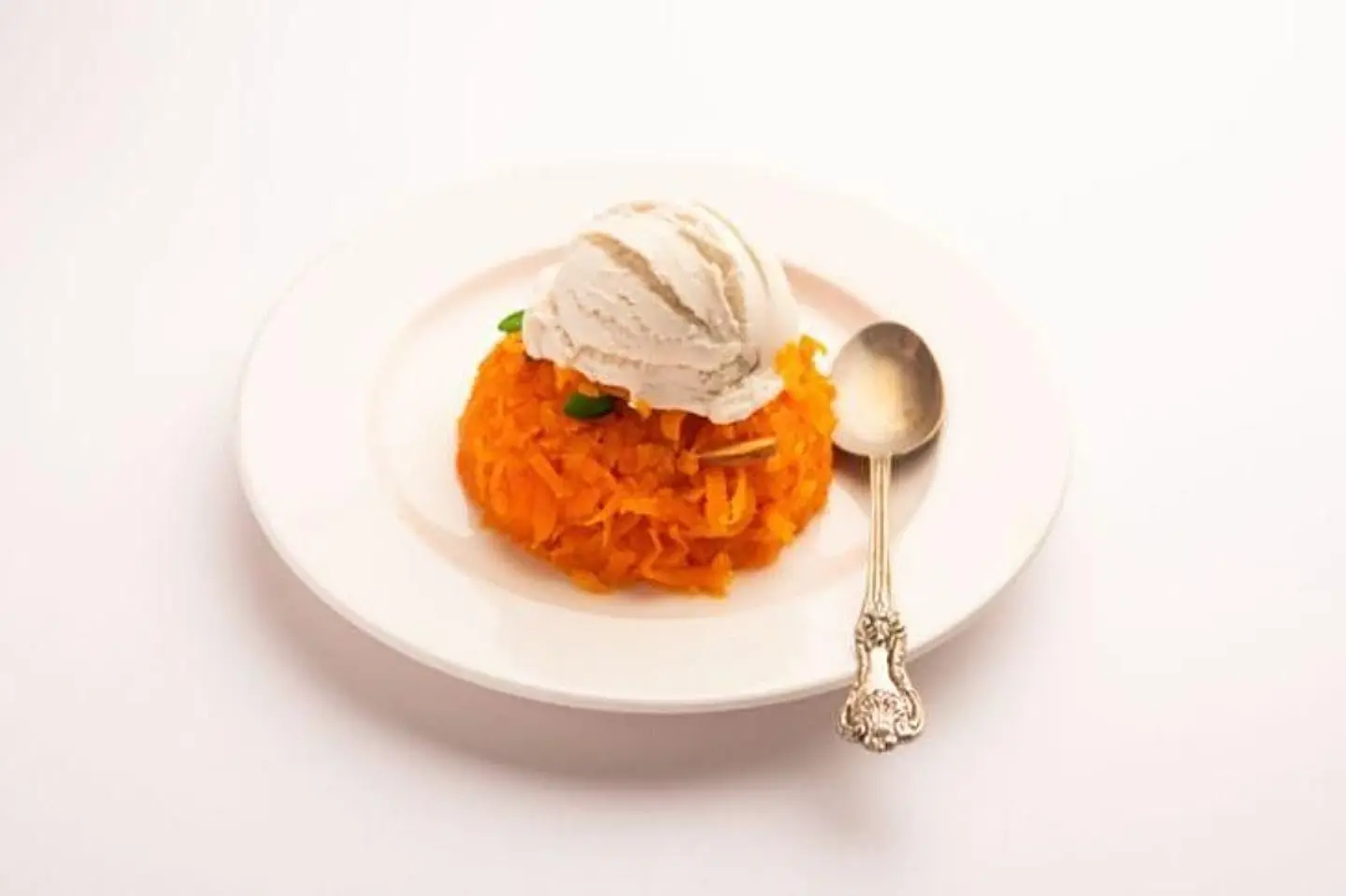 حلا قشطة - صغير