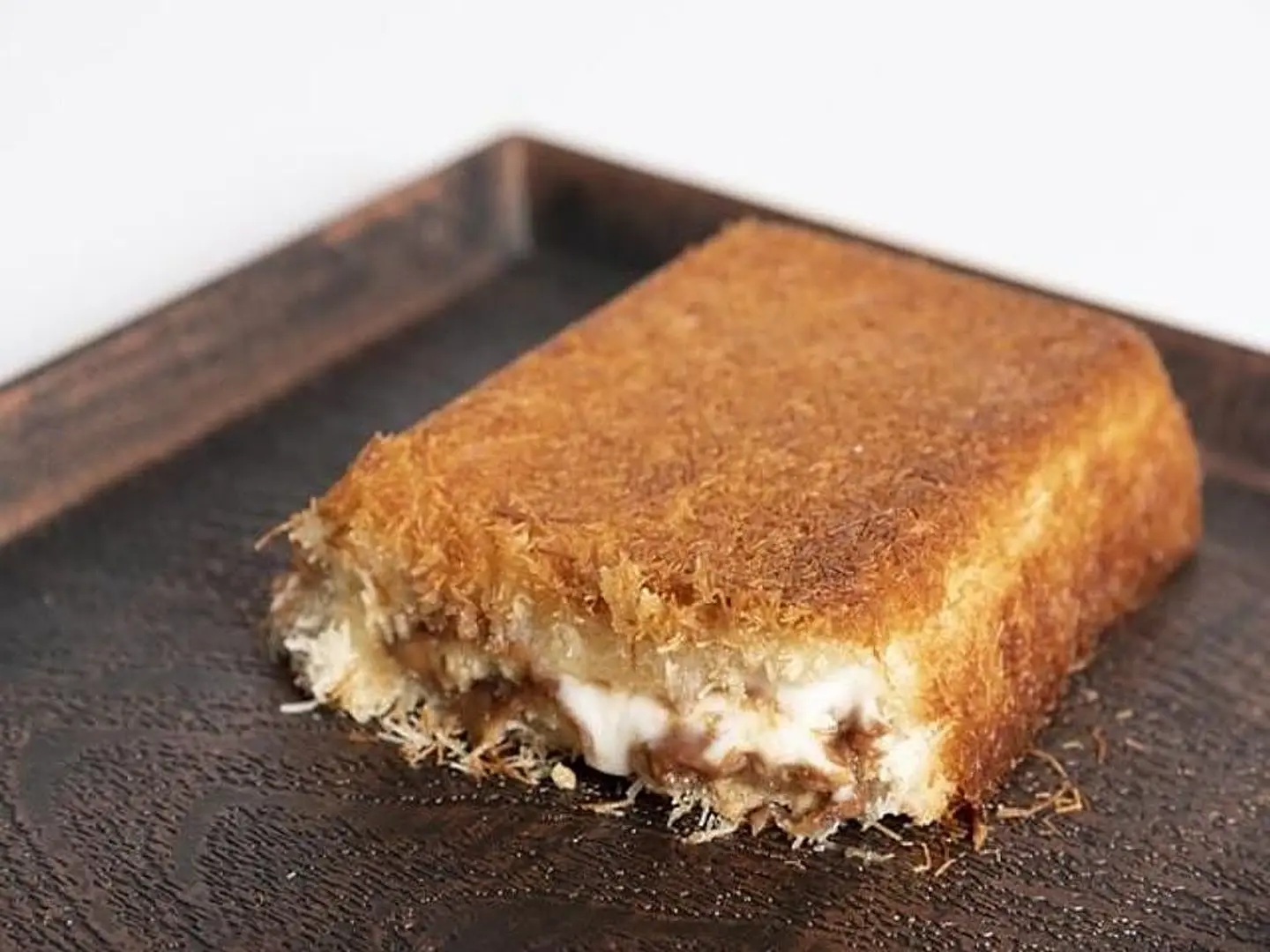 Rectangular White Cheese Kunafah - Medium