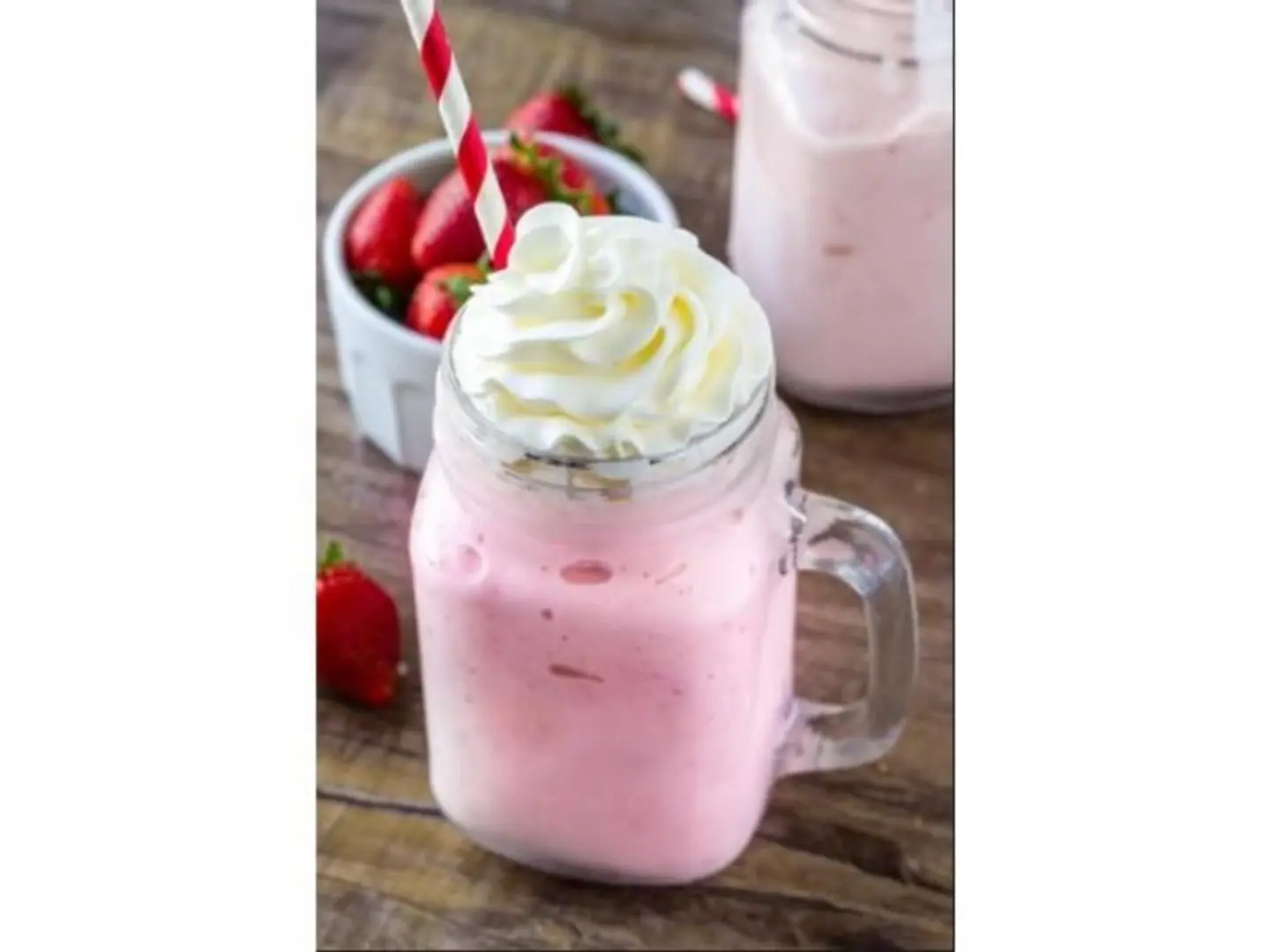 Strawberry Milkshake - Medium