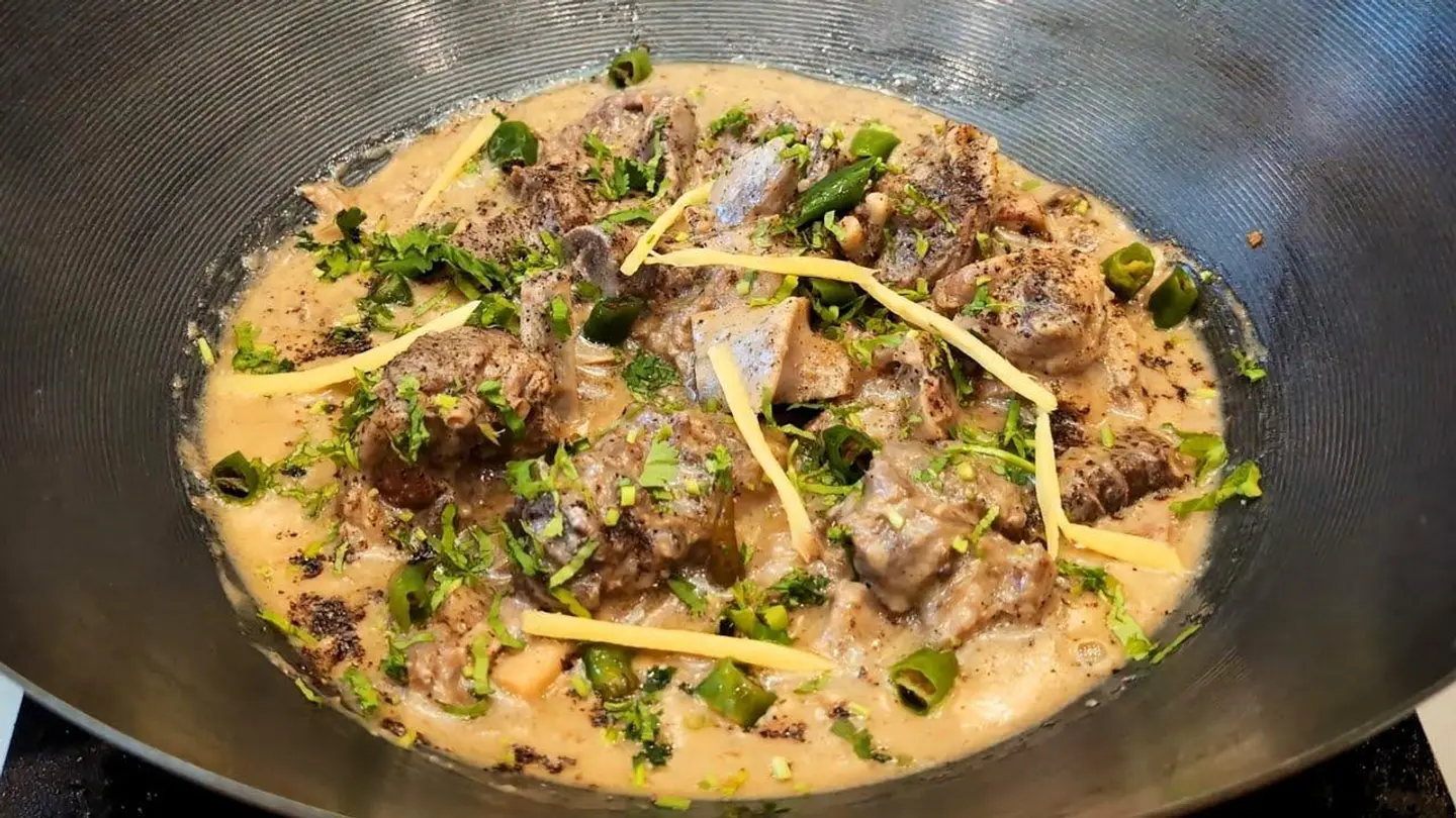كراهي بيضاء دجاج - نصف