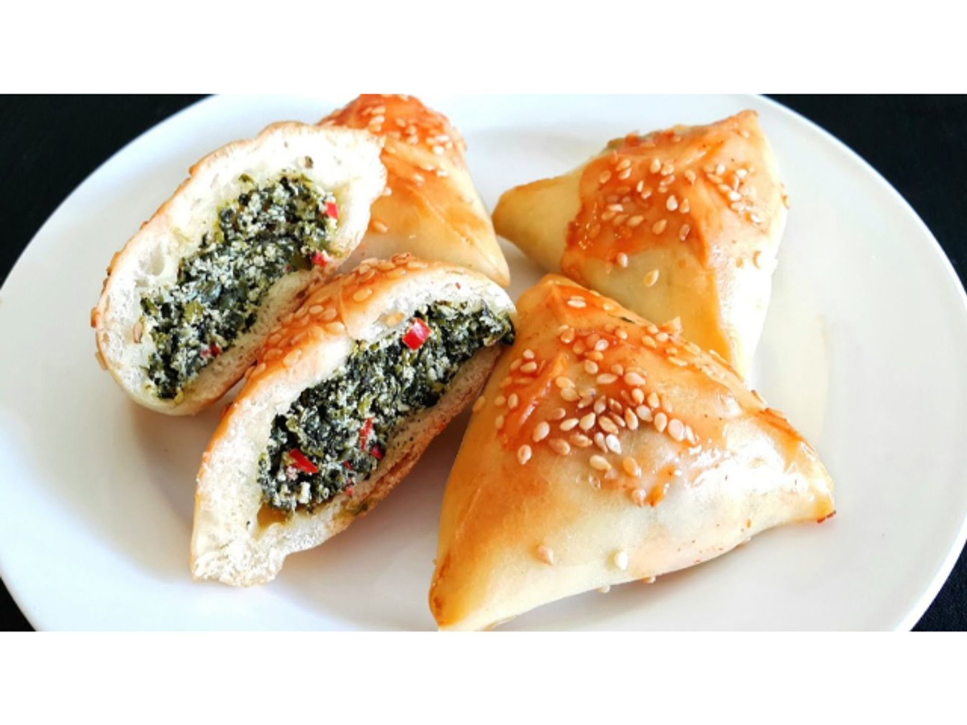 فطيرة سبانخ باللبنة - وسط