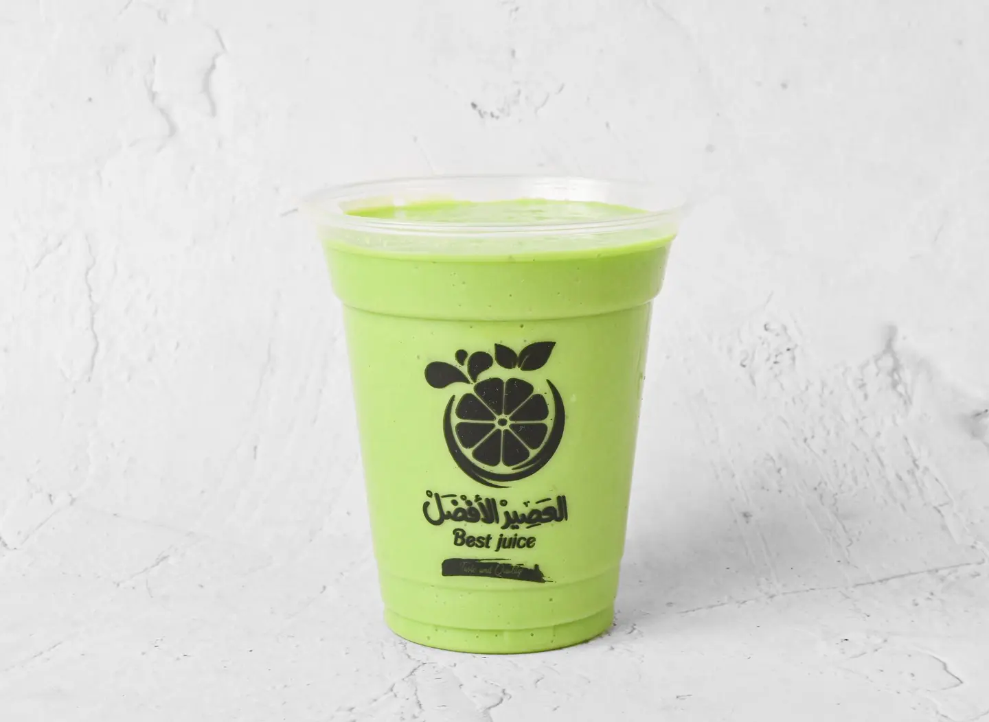 أفكادو حليب - كوب وسط